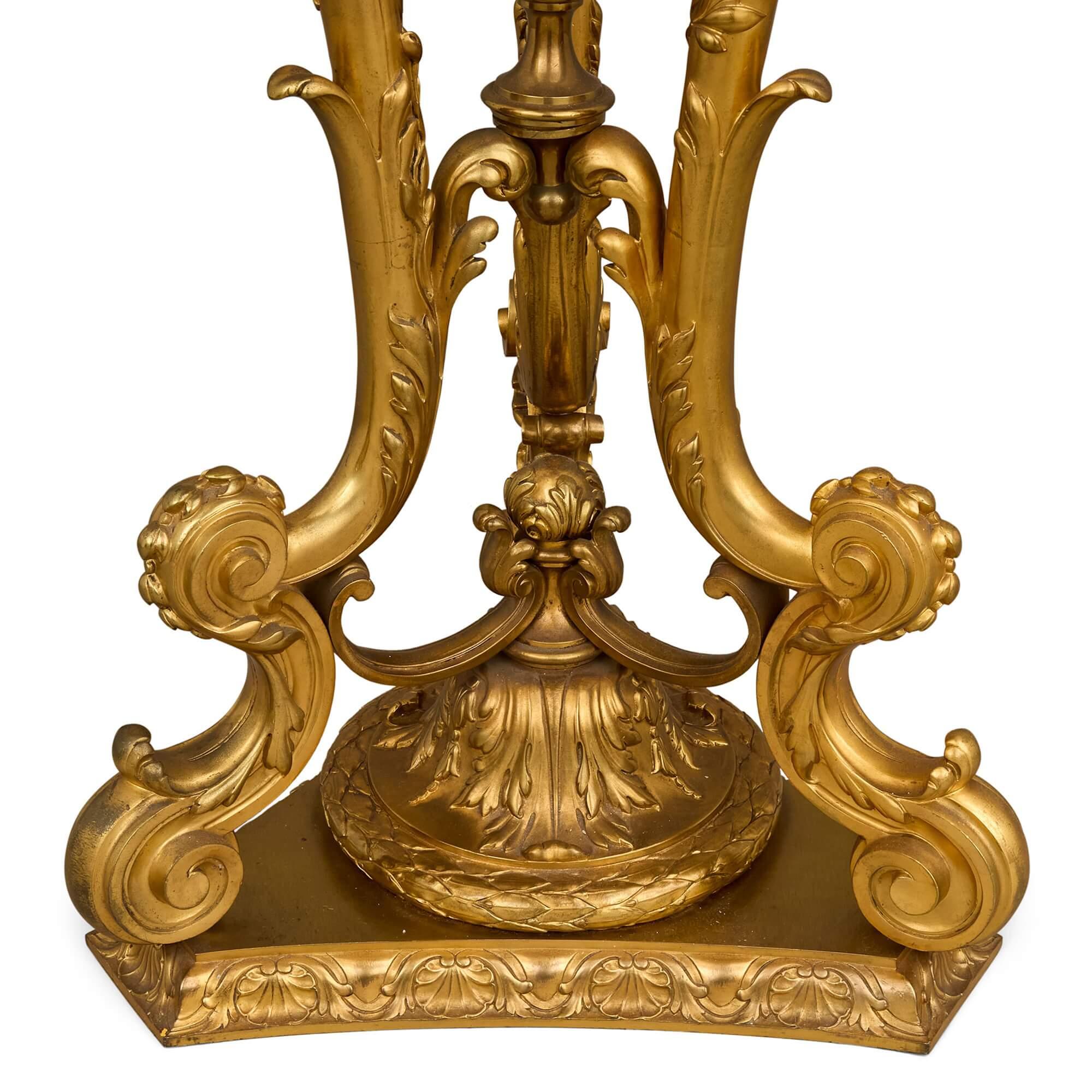 Gran Pareja de Antiguos Candelabros Franceses de Mármol y Ormolu de Paul Sormani siglo XIX en venta