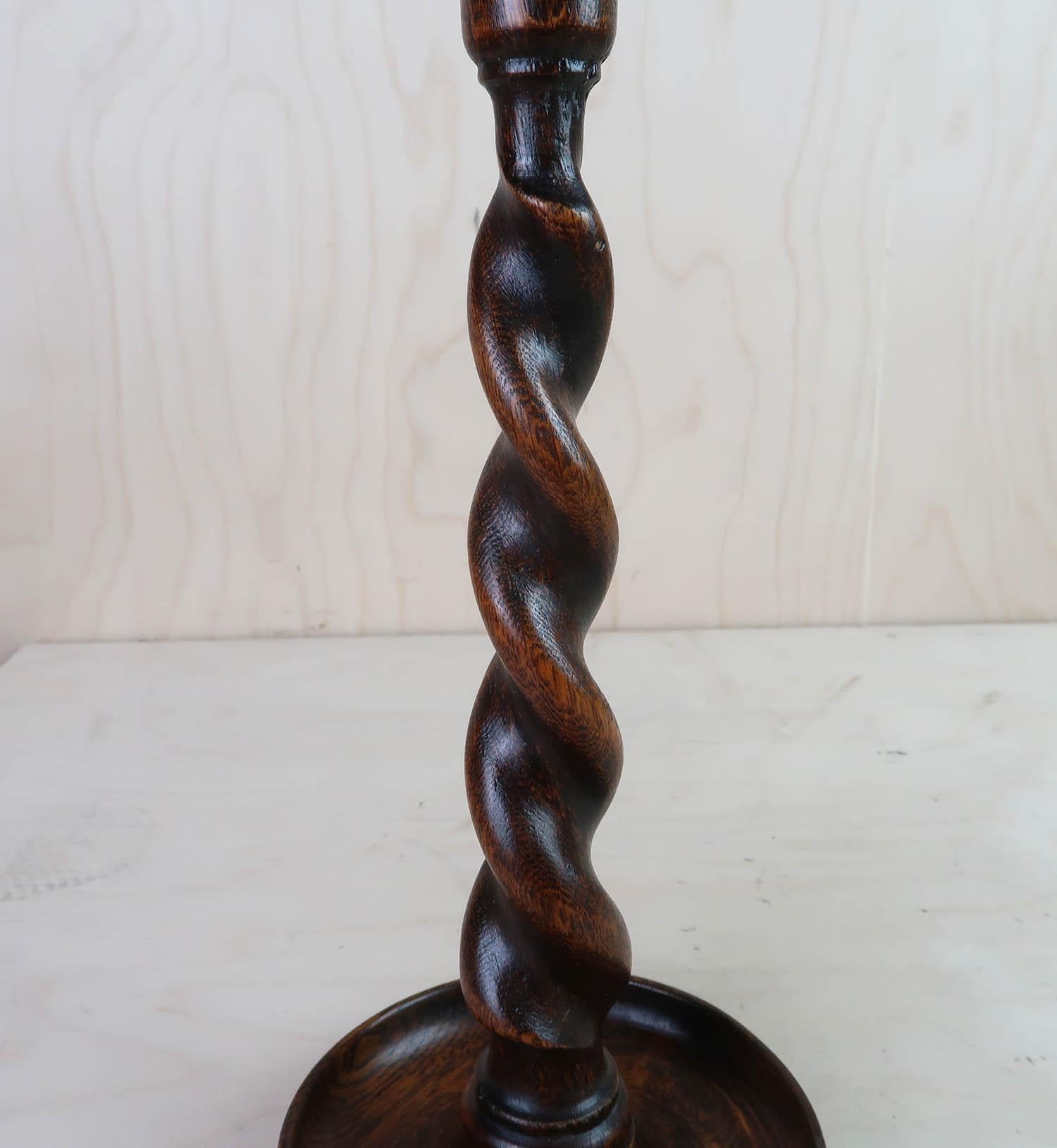 Large Pair of Antique Oak Barley Twist Candlesticks, English, circa 1920 In Good Condition For Sale In St Annes, Lancashire
