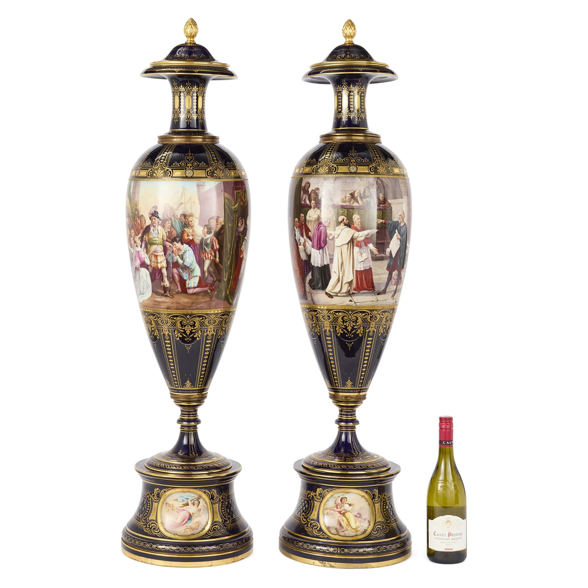 Grande paire de vases anciens en Royal Vienna Porcelain en vente 2