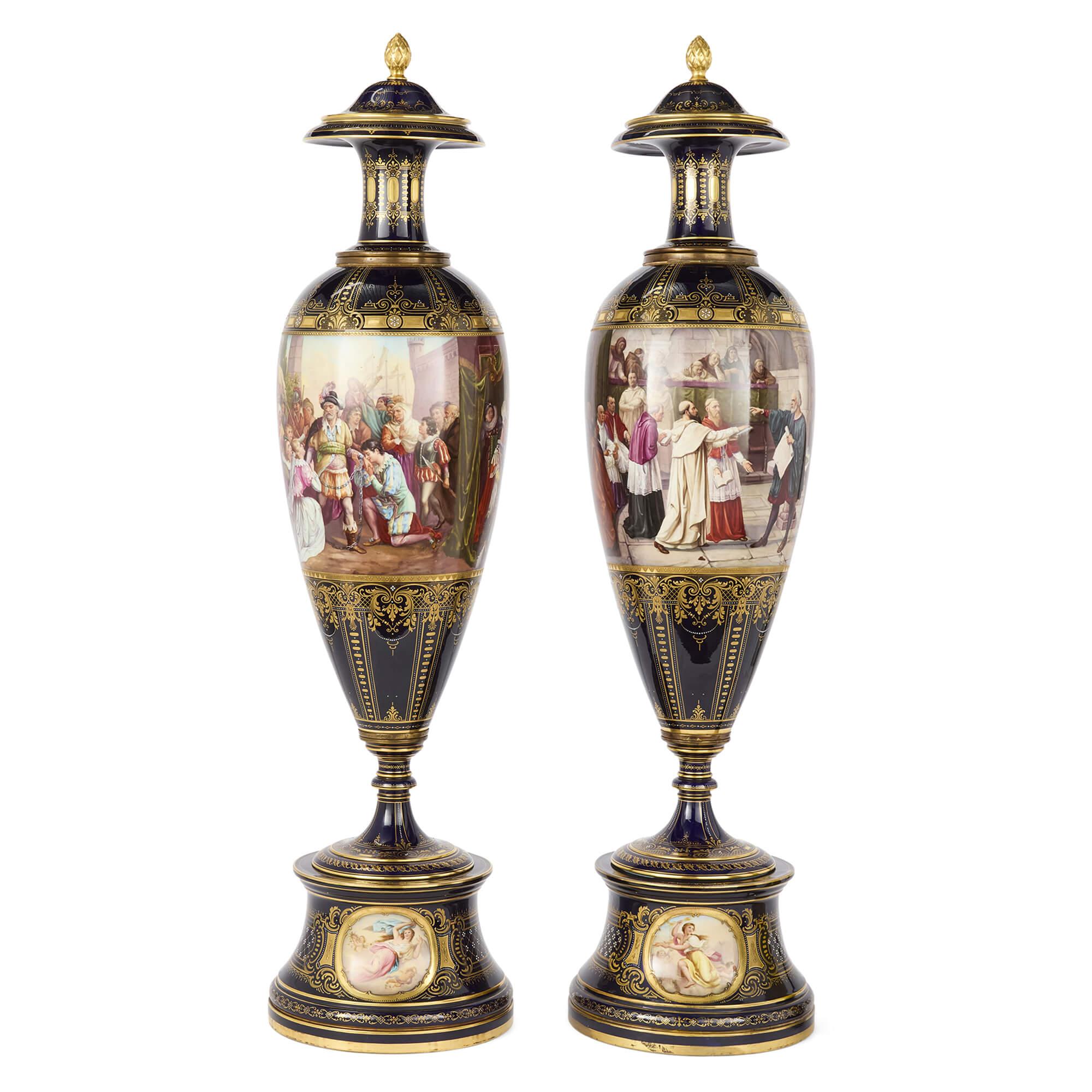 Autrichien Grande paire de vases anciens en Royal Vienna Porcelain en vente