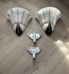 Seltenes großes Paar Art Deco 'Fan' Design Alabaster & Bronze Wandlampen / Lights