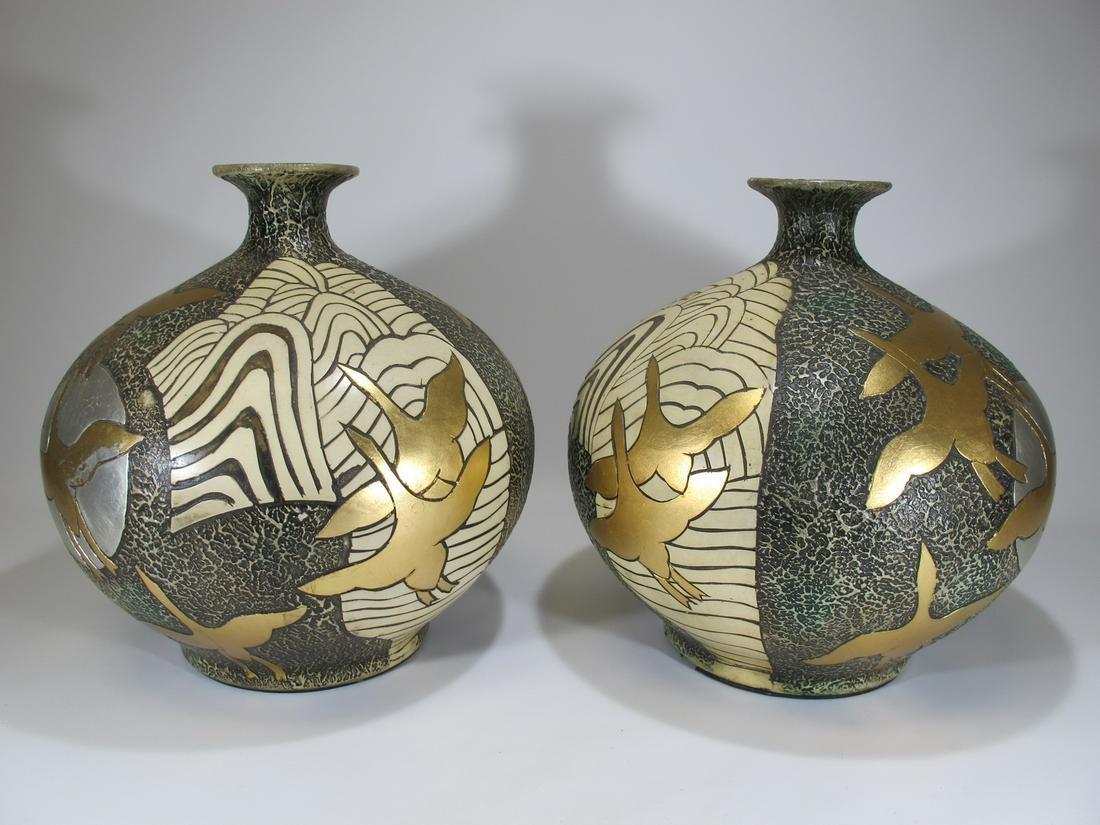 Large Pair of Asian-Inspired 1960s Ceramic Vases Adorned with Stylized Birds 4