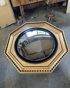 Großes Paar maßgeschneiderter sechseckiger, gerahmter, konvexer Spiegel im Biedermeier-Stil