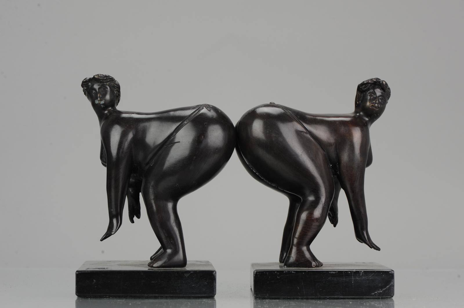 They are in use in our office. The perfect bookstand

Condition
Condition is good: Size 18 cm
Period
20th century 