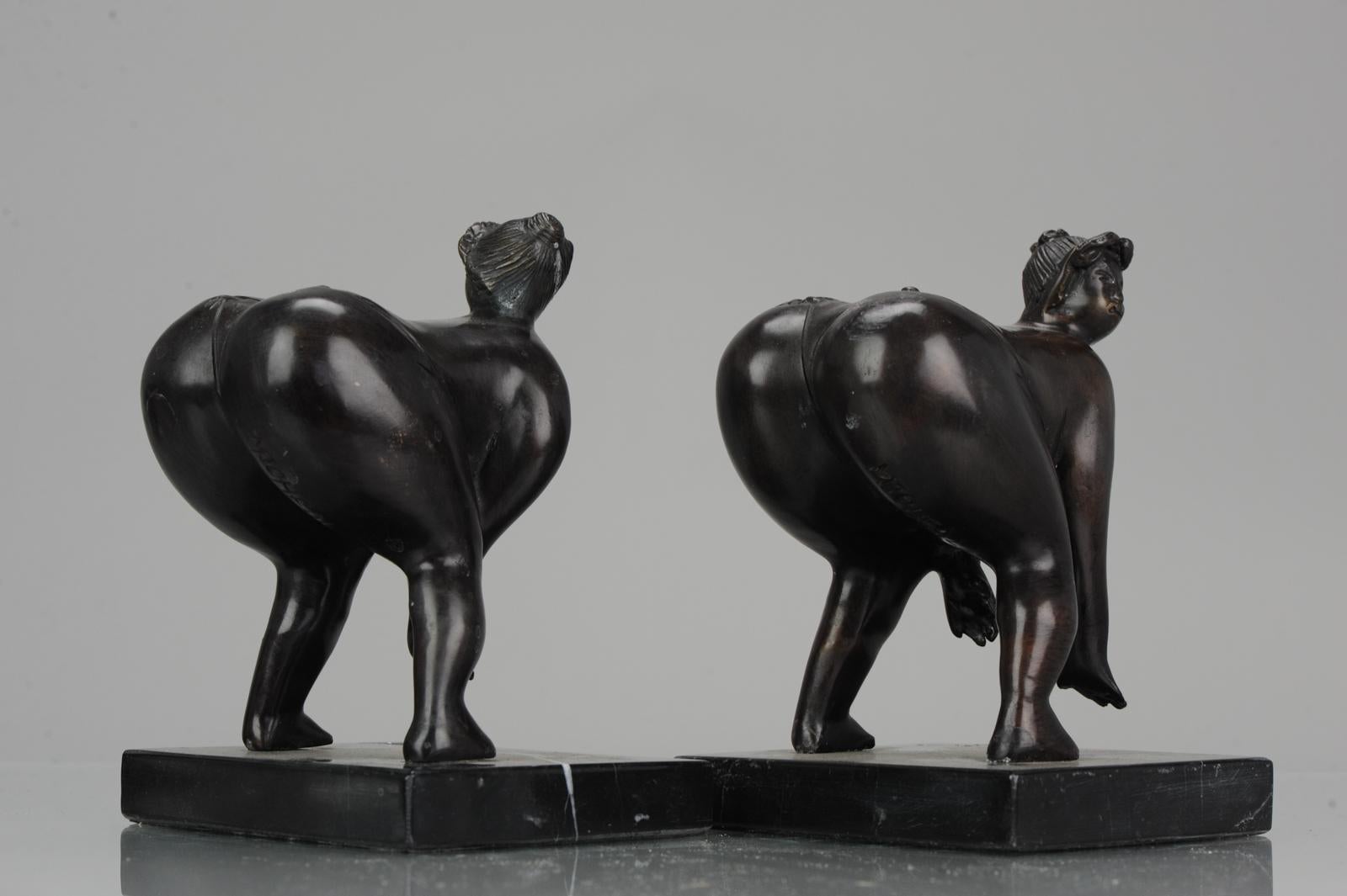 Large Pair of Bronze Bookstand Ladies Signed on the base Michael For Sale 1