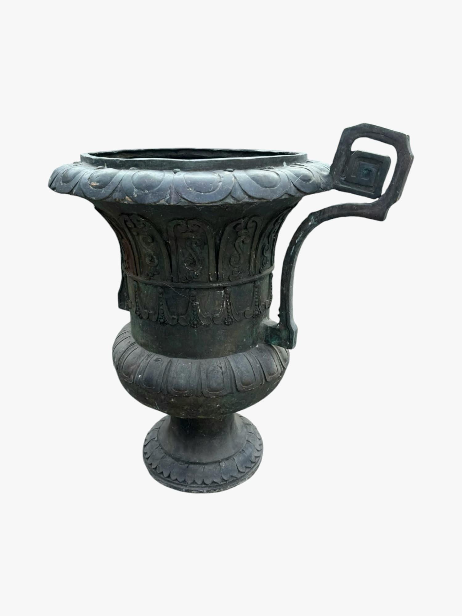 Grande paire de vases en bronze 80 cm en vente 2