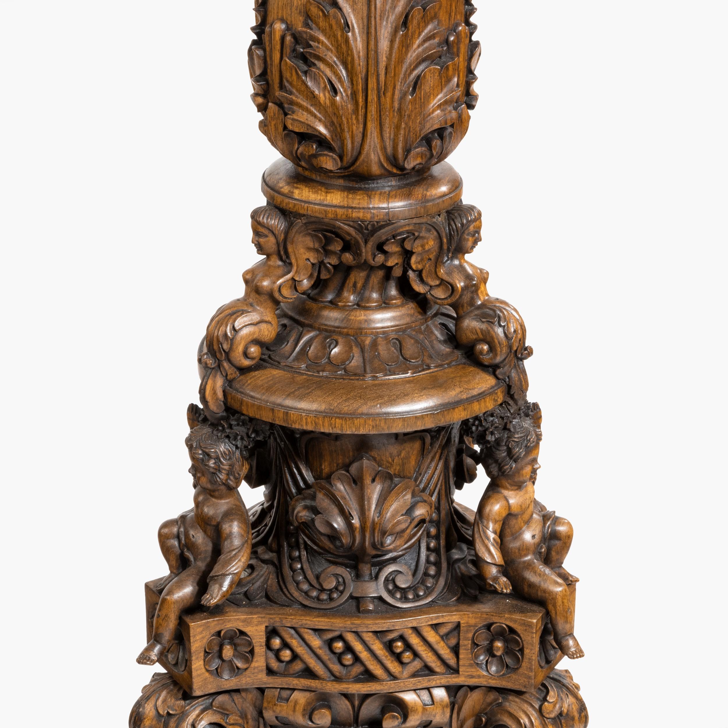 Large Pair of 19th Century Carved Anglo-Indian Wooden Jardinière Pedestals In Excellent Condition In London, GB