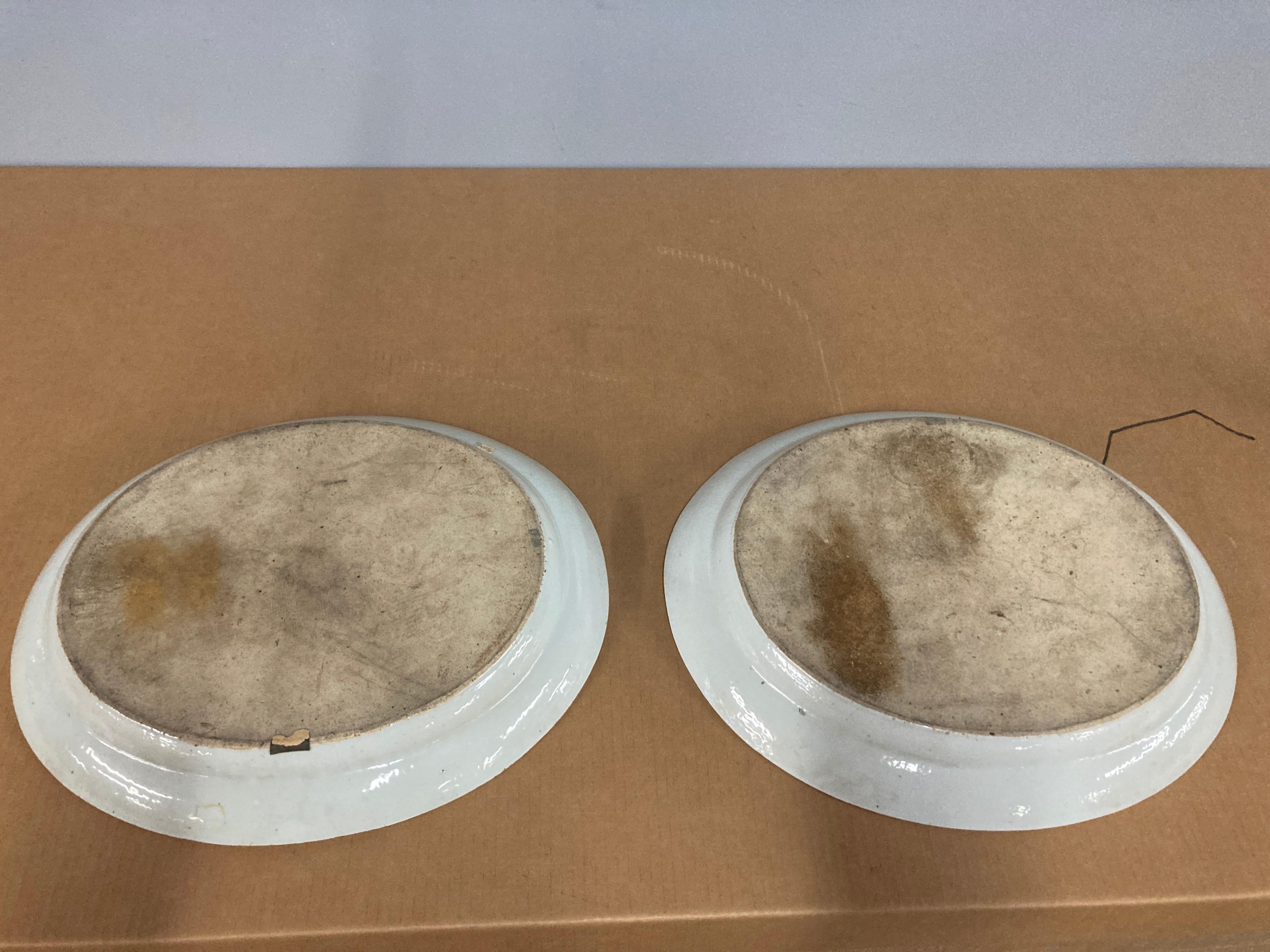 Large Pair of Chinese Export Famille Verte Platters from the Late 19th Century In Good Condition In Dallas, TX