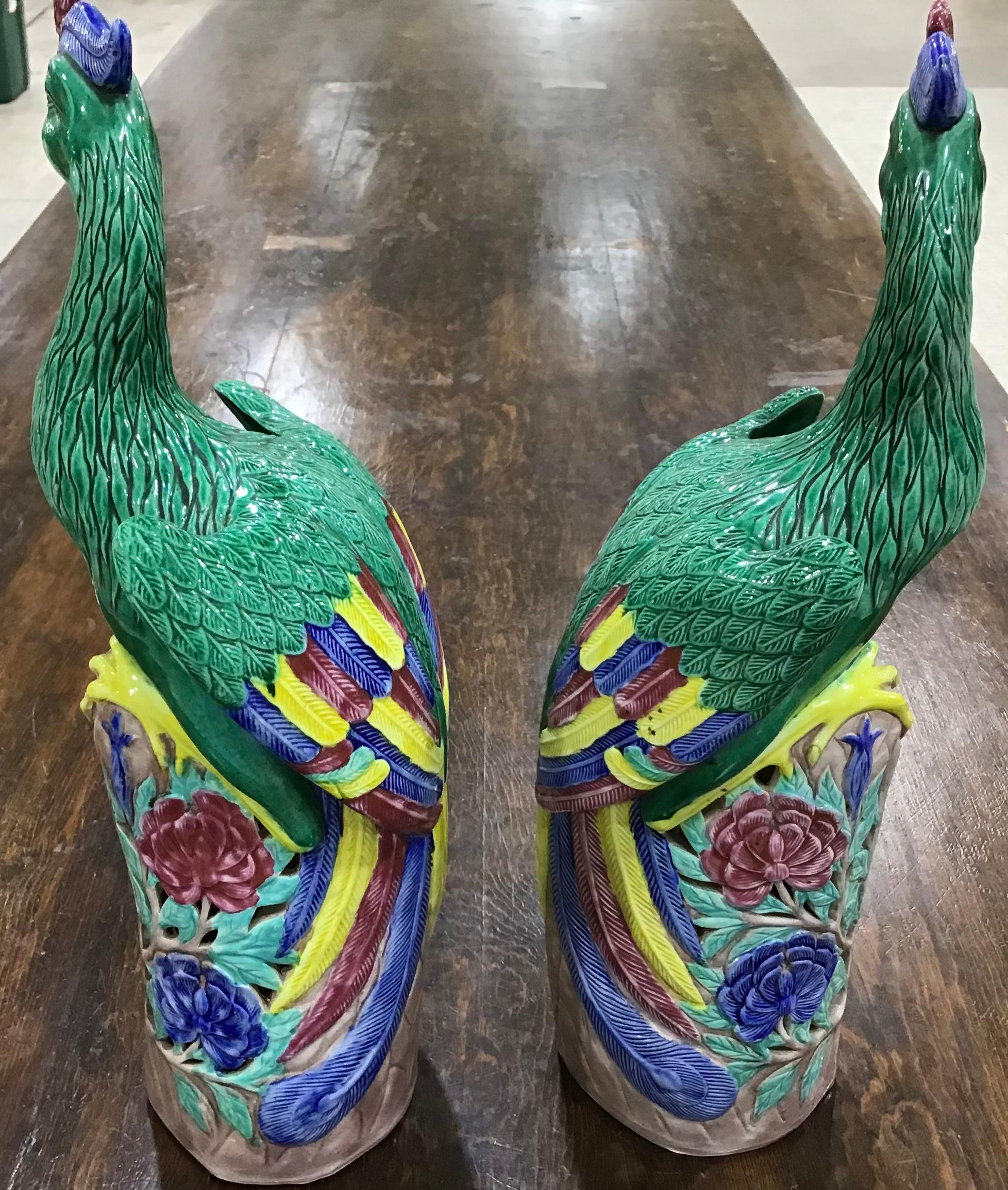 20th Century Large Pair of Chinese Export Porcelain Roosters