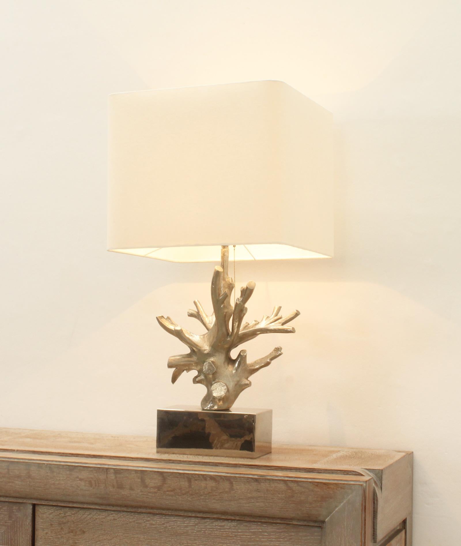 Large Pair of Coral Table Lamps in the Style of Maison Charles, France, 1970's For Sale 7