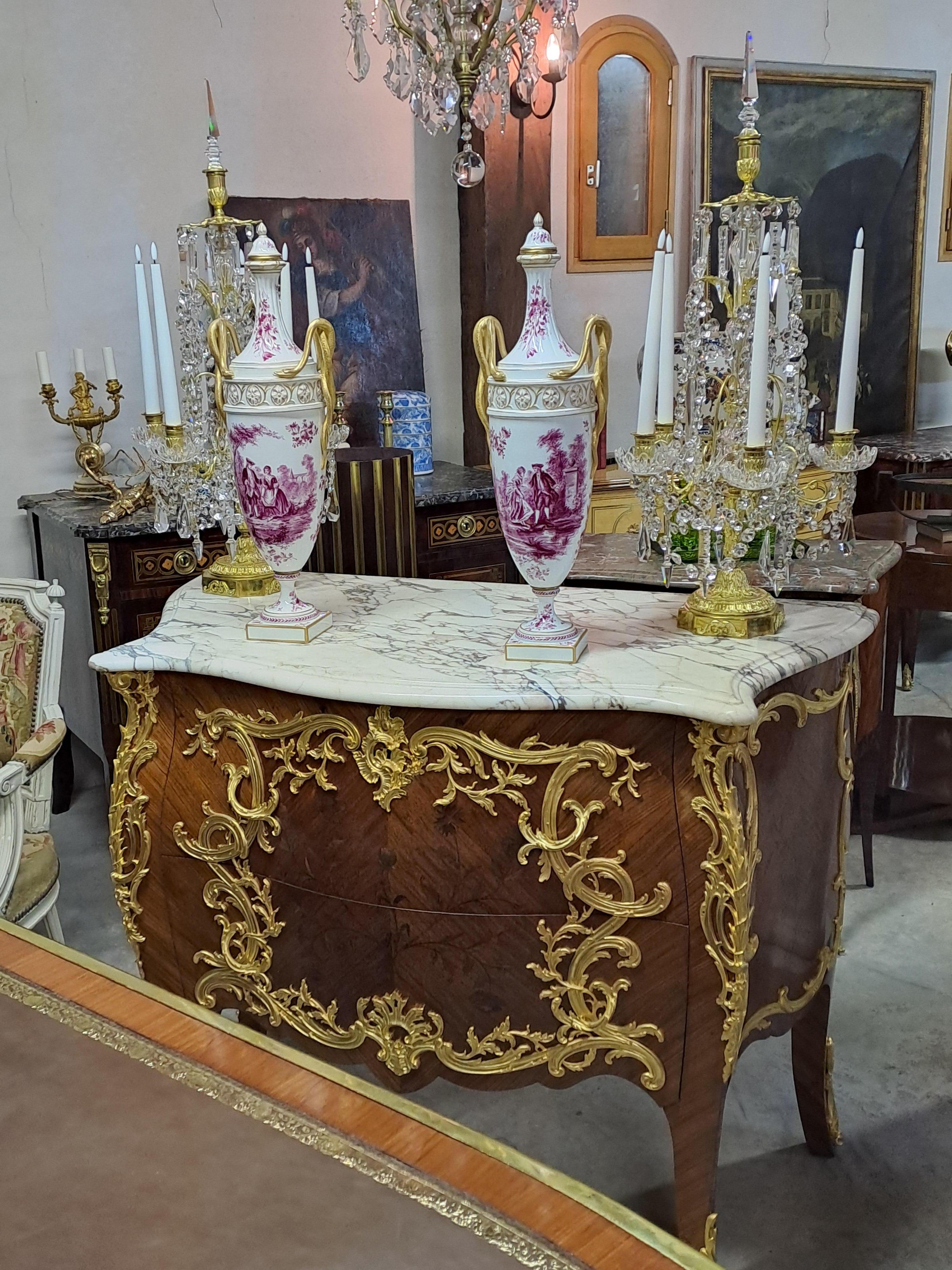 Grande paire de vases couverts en porcelaine de Damm d'Aschaffenburg en vente 6