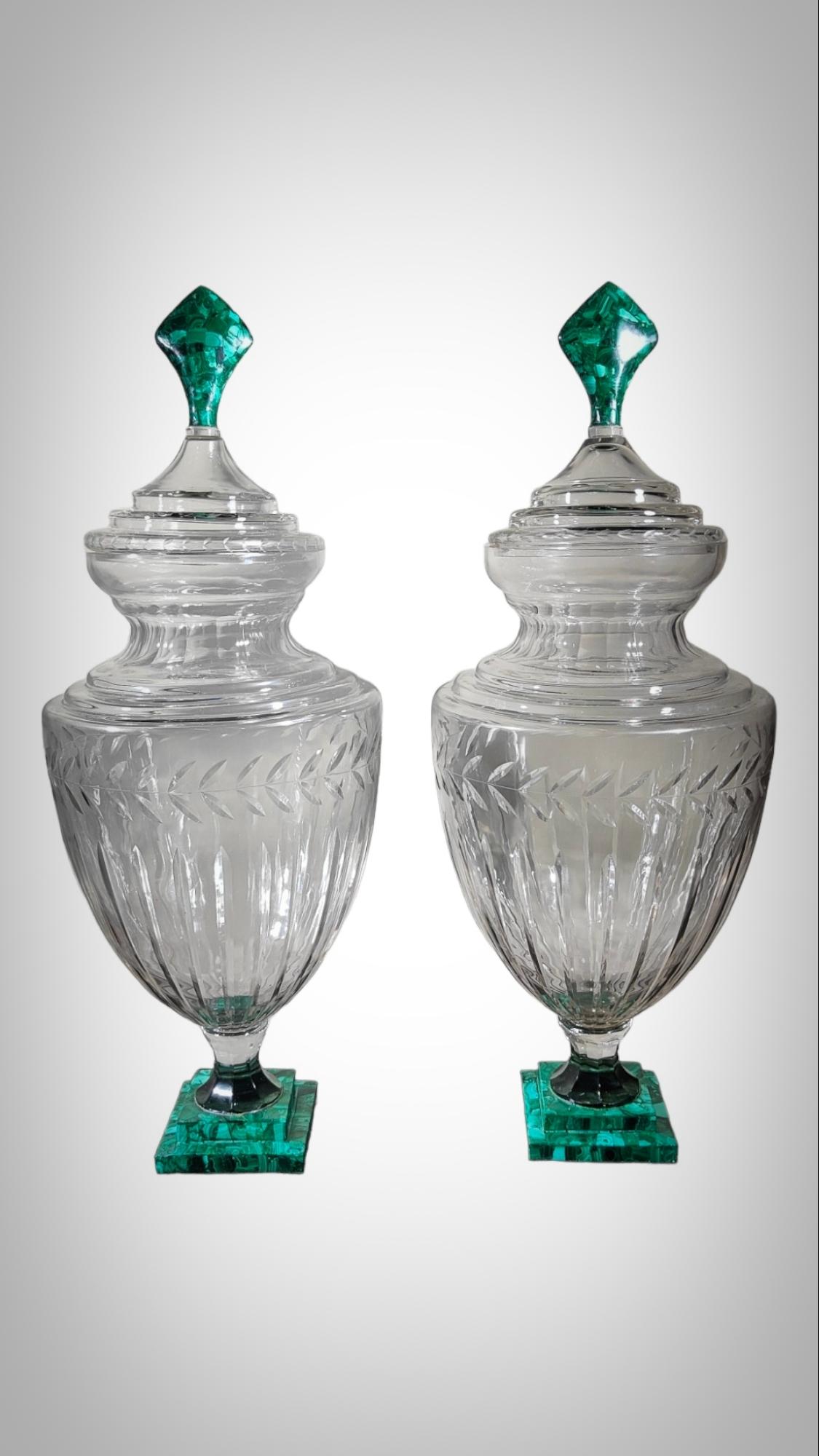 Large Pair Of Cut Glass And Malachite Vases
Huge cut glass and malachite vases from the 1950s. Very decorative. They are in perfect condition. Italian work. Dimensions: 75 cm high and 30 cm in diameter.