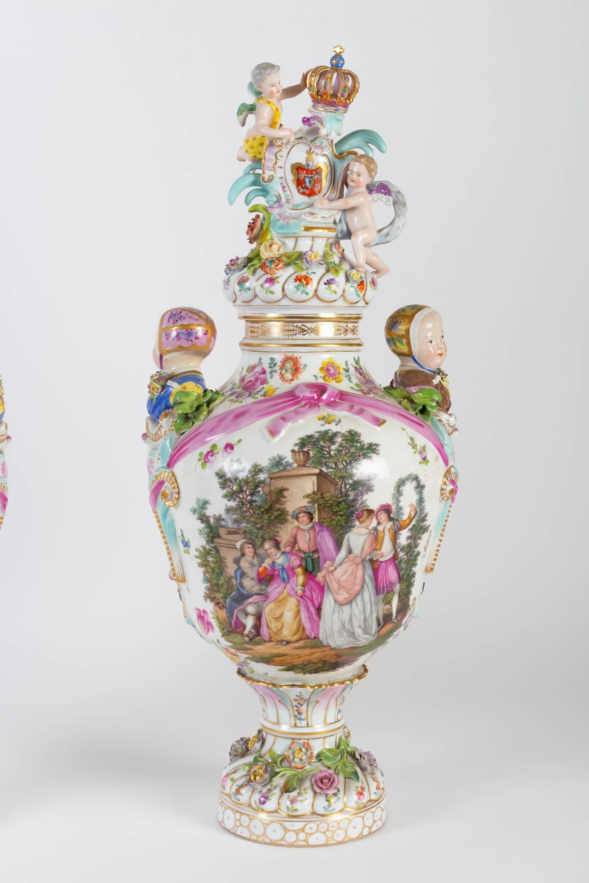 Large pair of Dresden vases.

19th century, Mark of Carl Thiem (Potschappel)
Measures: Height 77cm, diameter 36cm.