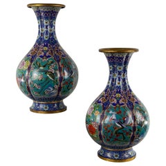 Grande paire de vases cloisonnés chinois du début du 20e siècle, années 1910