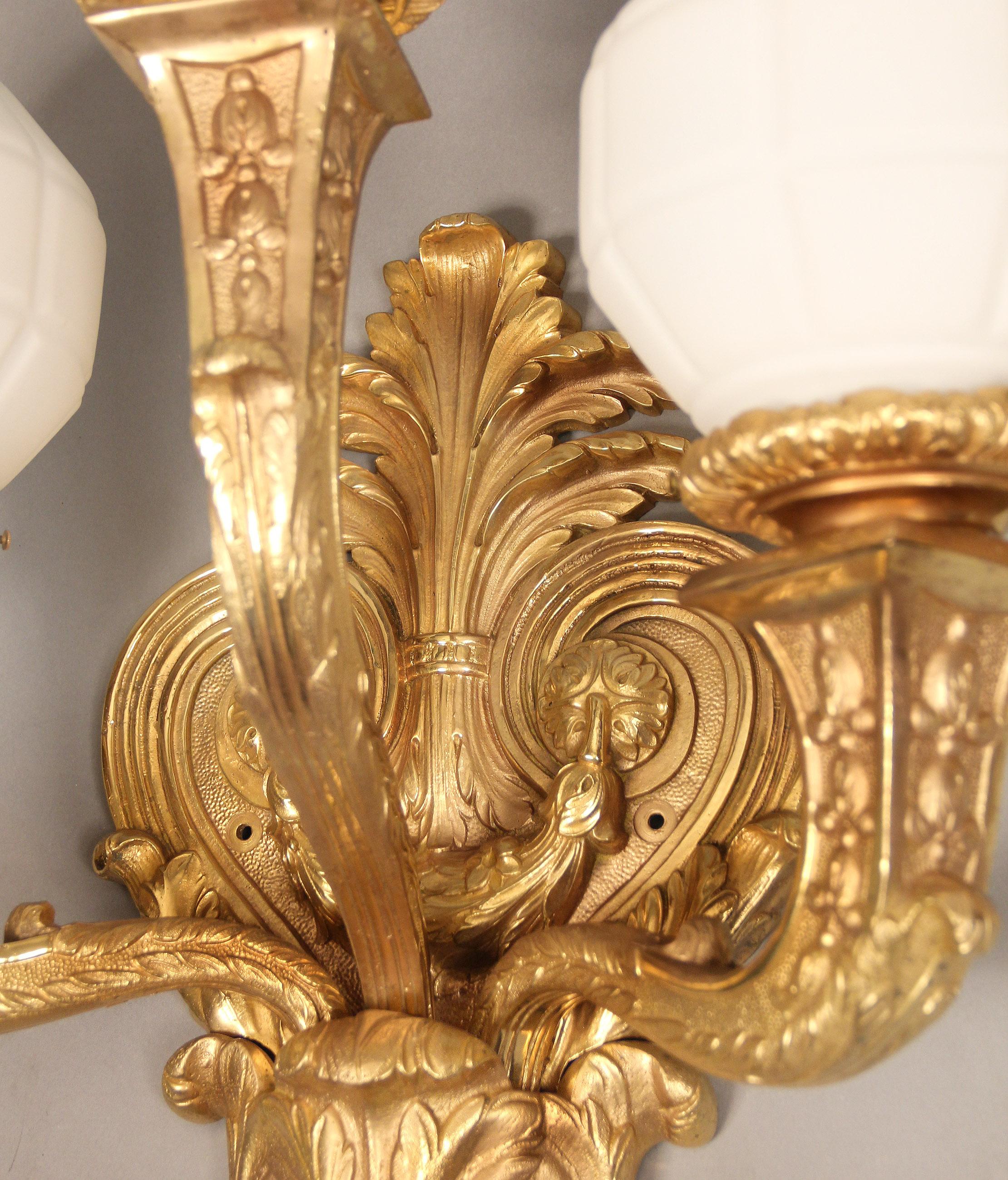 French Large Pair of Early 20th Century Gilt Bronze Three-Light Sconces For Sale