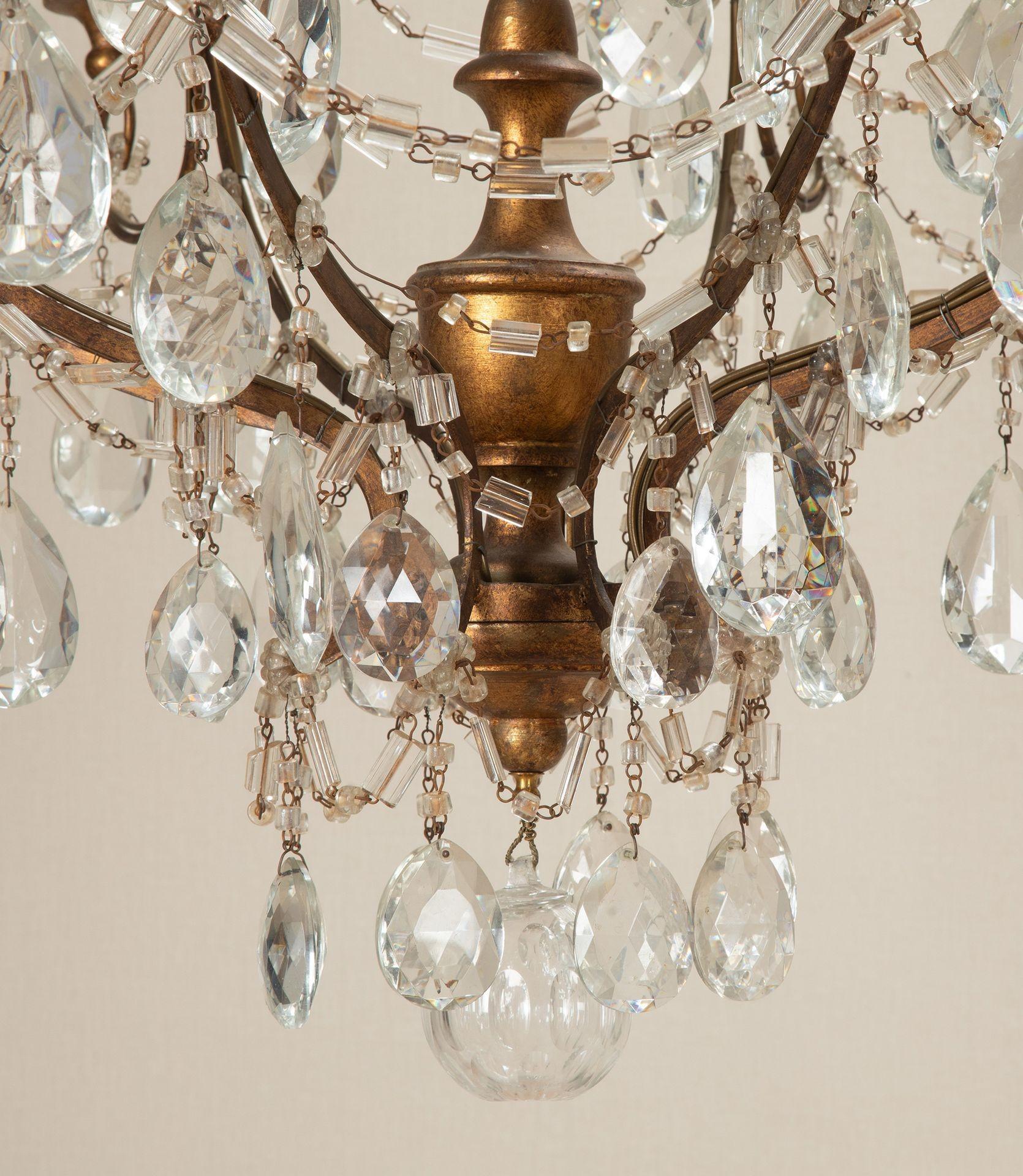 Large Pair of Early 20th Century Italian Cut Glass Chandeliers For Sale 8