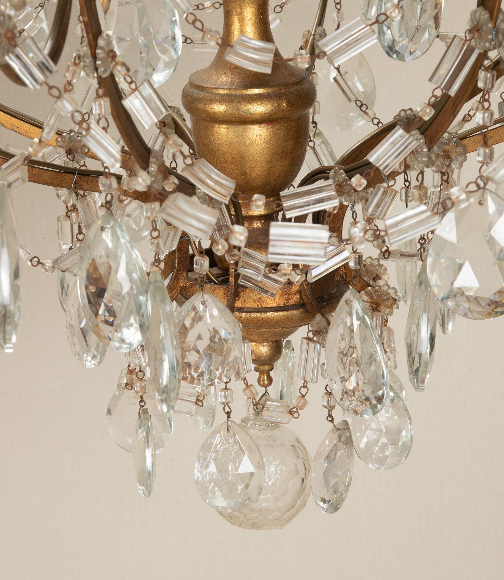 Large Pair of Early 20th Century Italian Cut Glass Chandeliers For Sale 2
