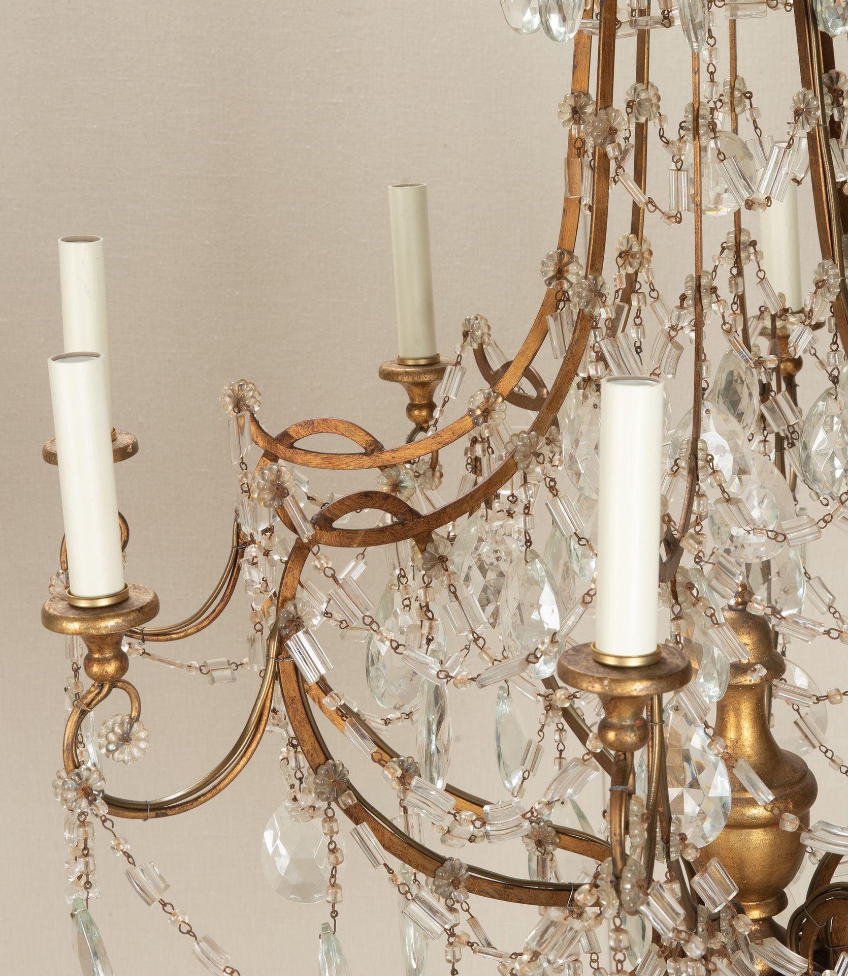 Large Pair of Early 20th Century Italian Cut Glass Chandeliers For Sale 5