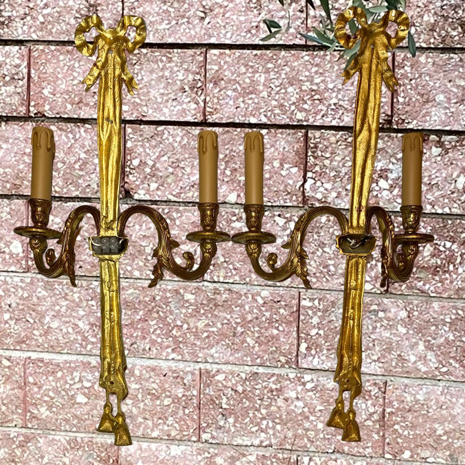 Large Pair of Empire Wall Sconces in Bronze, Italy For Sale 8