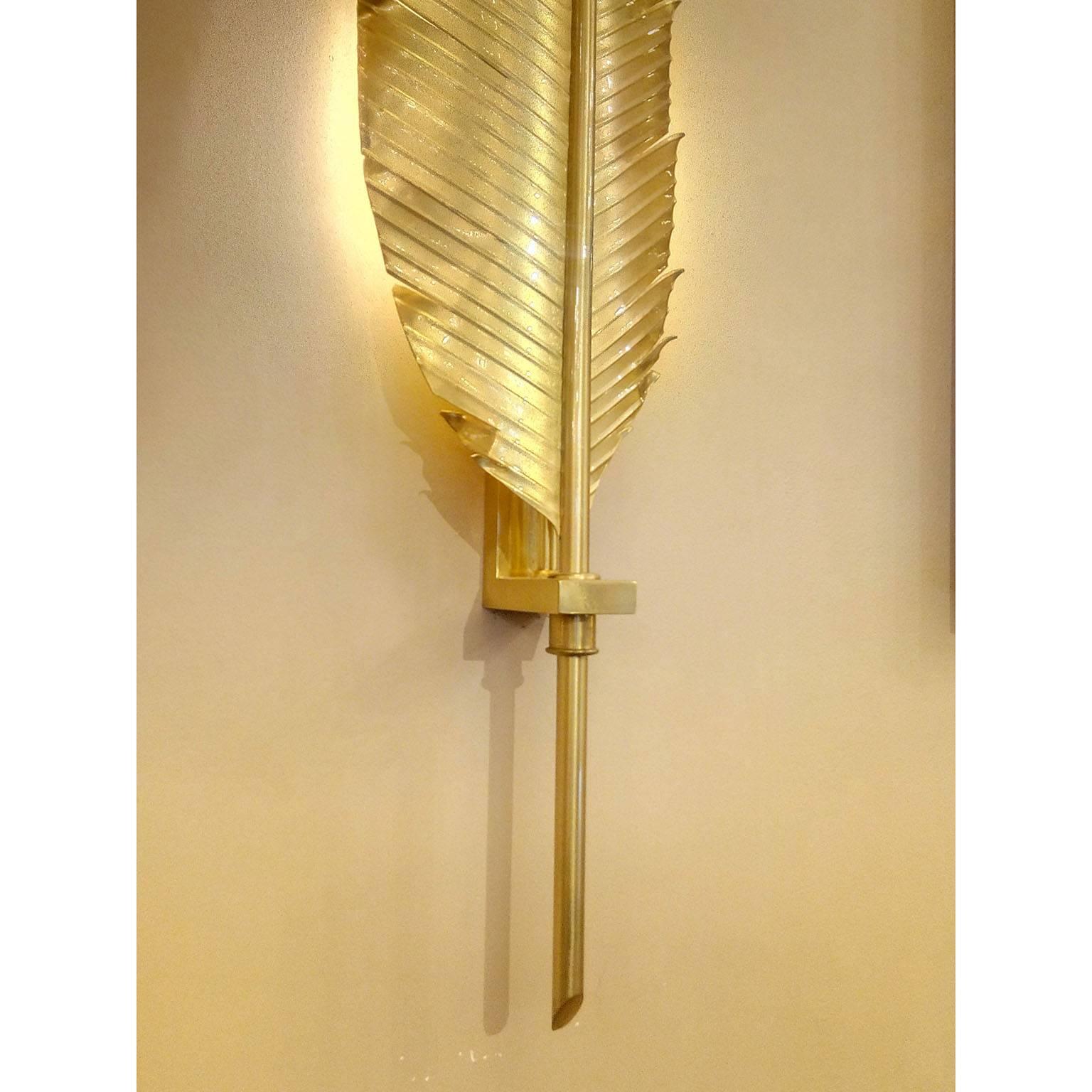 Large Pair of Feather Brass Sconces in the Manner of Maison Jansen In Excellent Condition In Bochum, NRW
