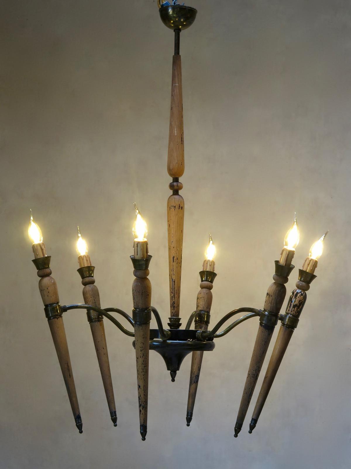 Art Deco Large Pair of French 1940s Wood and Brass Chandeliers For Sale