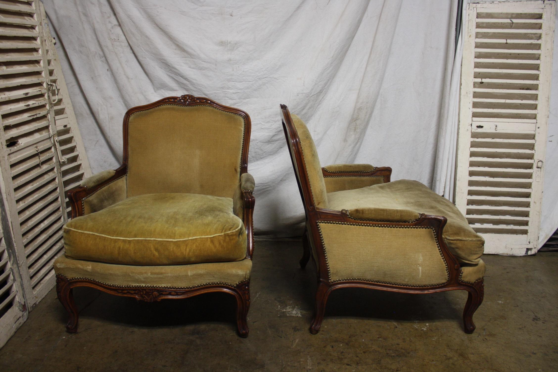 Large Pair of French 19th Century Bergere Chairs In Good Condition In Stockbridge, GA