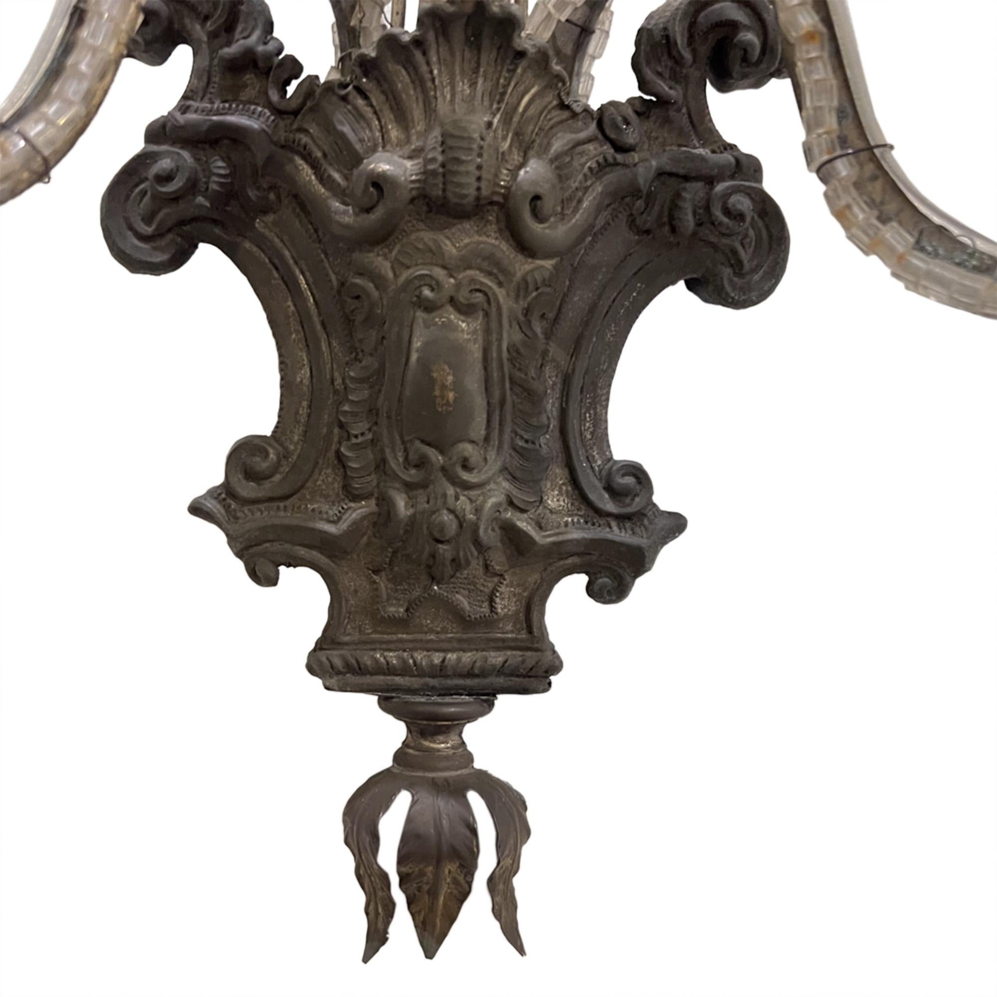 Belle Époque Coppia di grandi lampade da parete in stile Baguès francese con fiori e foglie in vendita