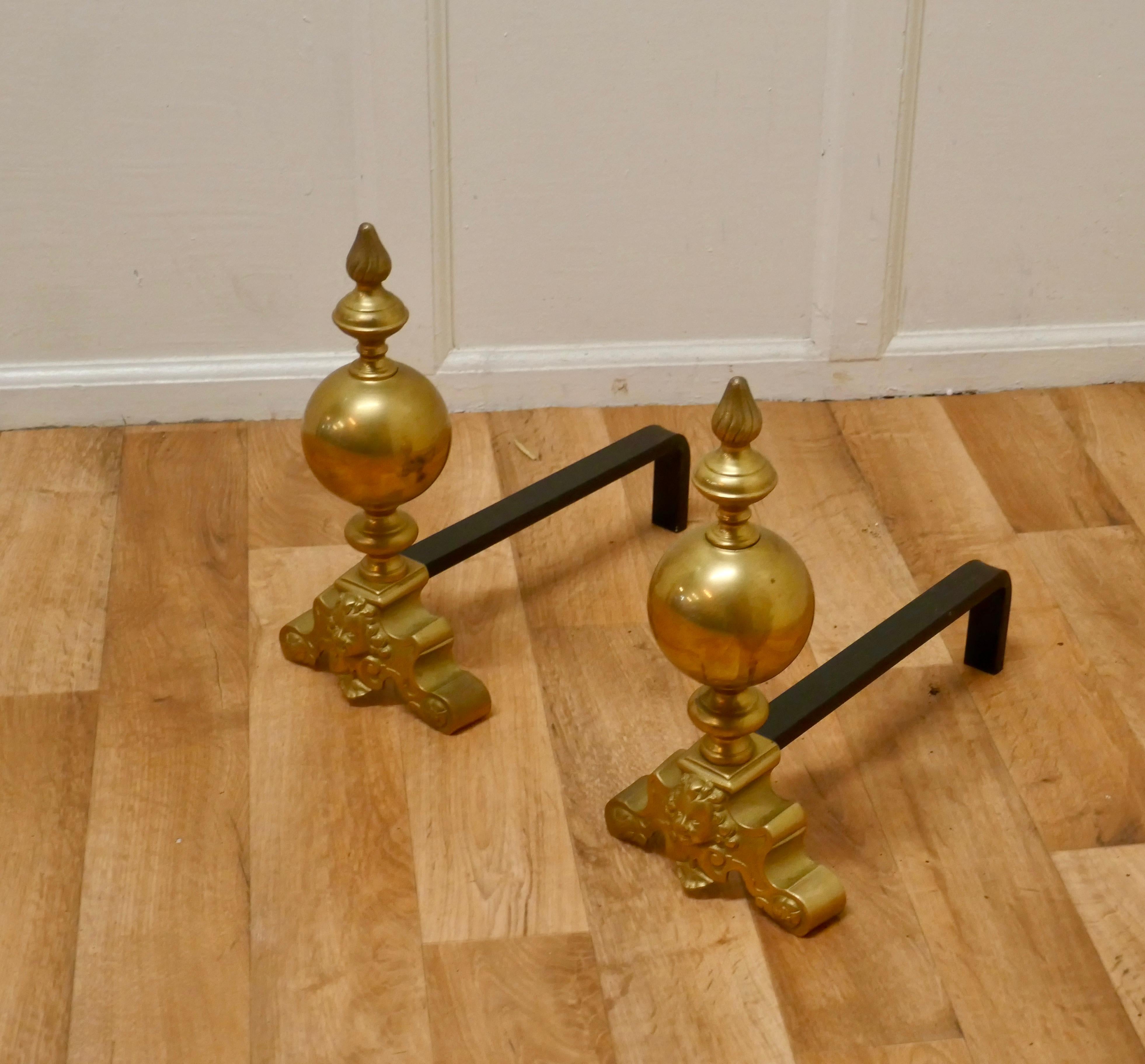 Large Pair of French Brass Andirons, Fire Dogs or Chenets In Good Condition For Sale In Chillerton, Isle of Wight
