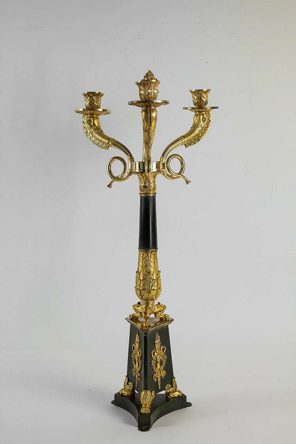 Large Pair of French Empire or Restauration Period Candelabra, circa 1815-1830 In Fair Condition For Sale In Saint Ouen, FR
