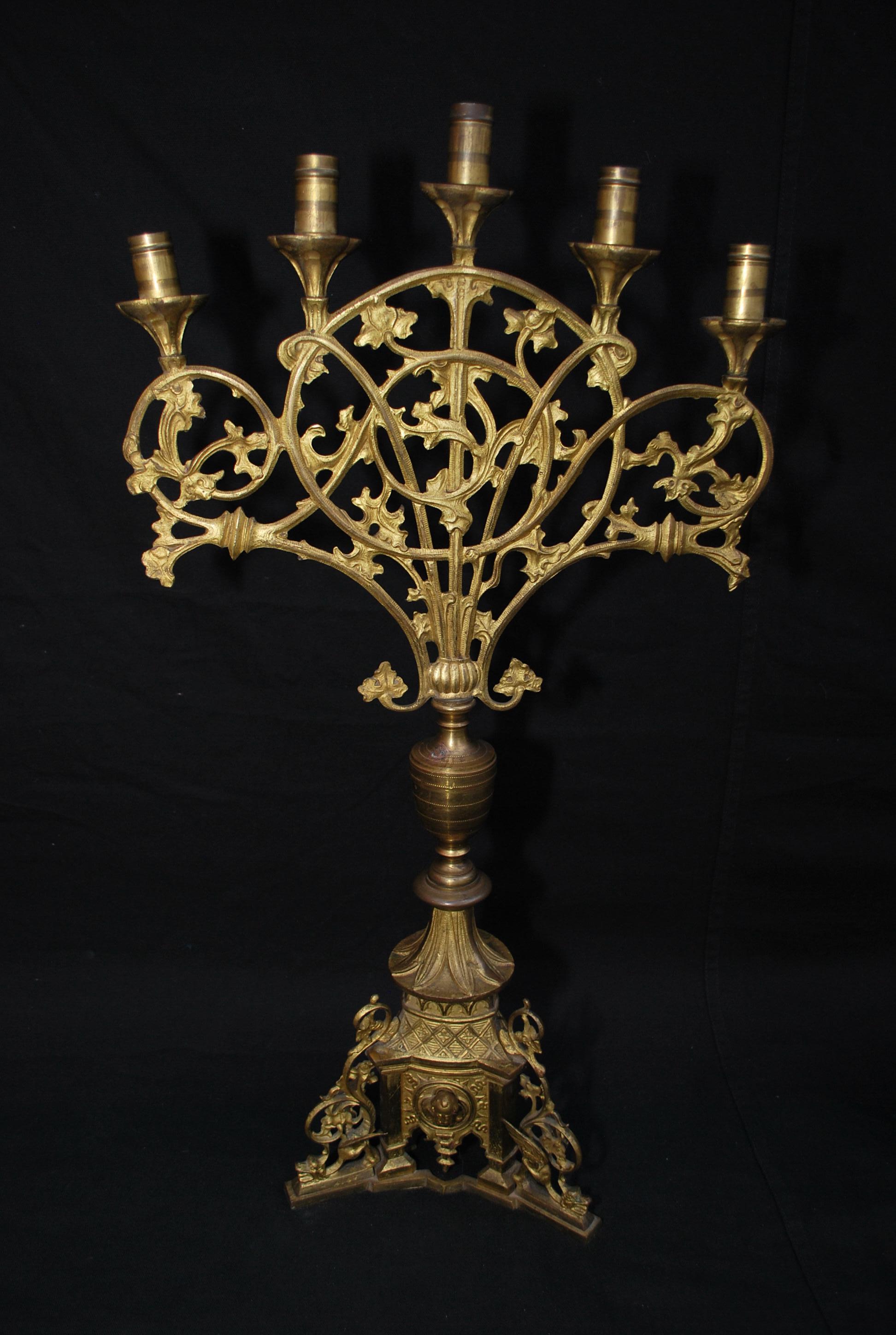 Francese Grande coppia di francesi  Candelabro della fine del XIX secolo in vendita