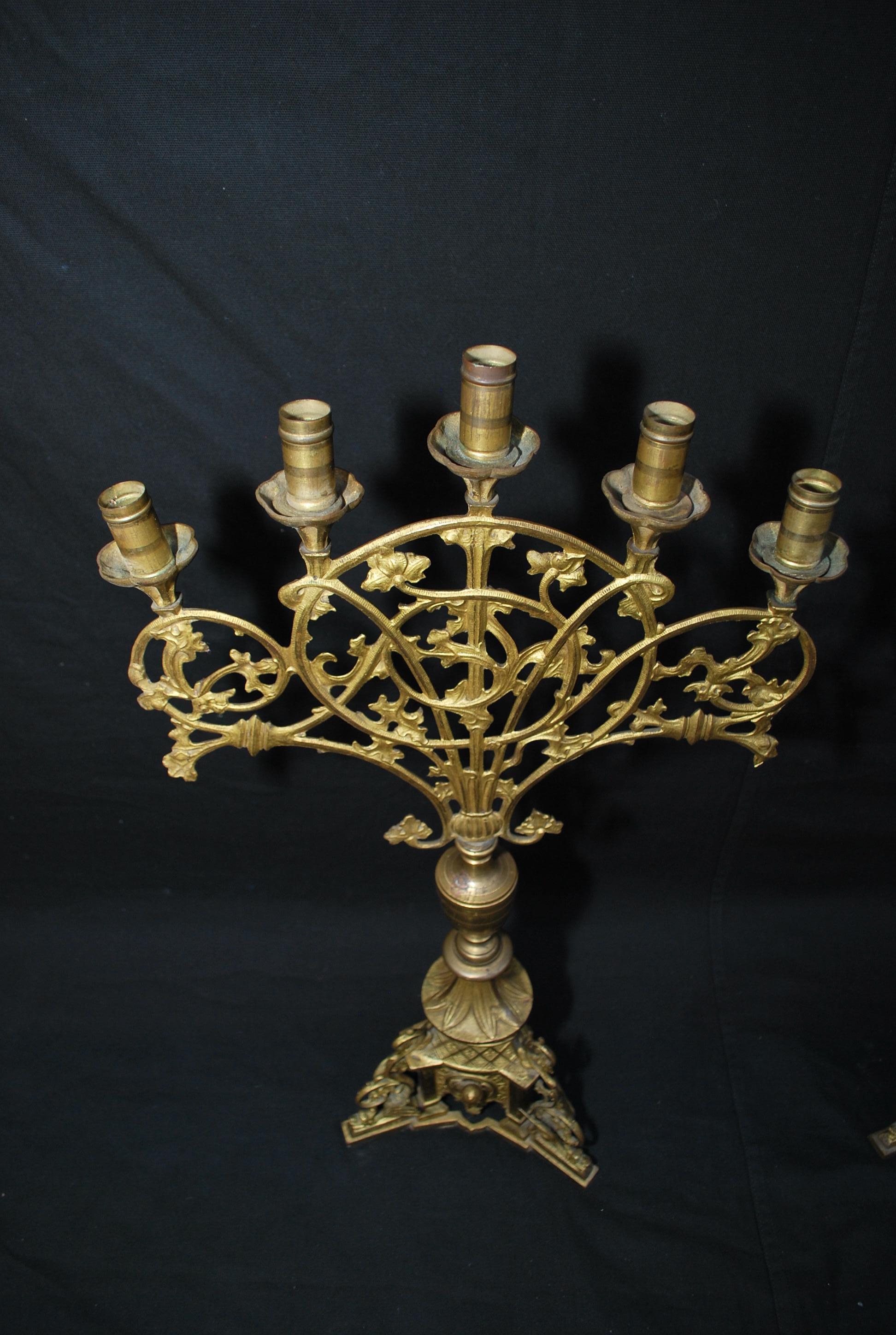 Grande coppia di francesi  Candelabro della fine del XIX secolo In condizioni buone in vendita a Los Angeles, CA