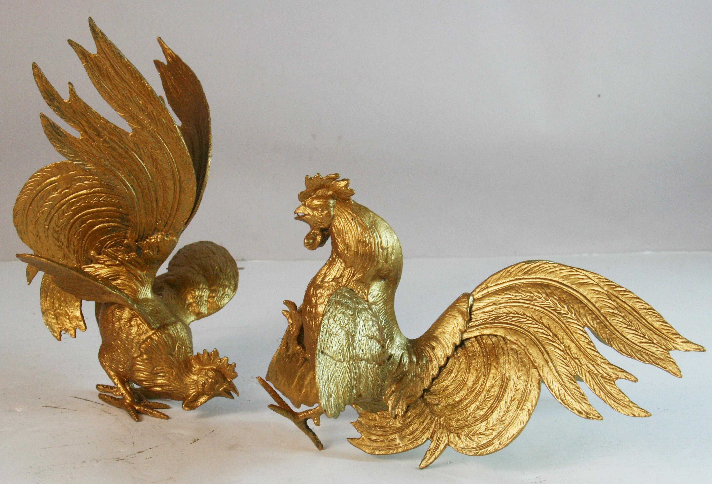 Coppia di oggetti antichi  Galli da combattimento o galli in bronzo massiccio/Finali di libri.Sculture in vendita 5