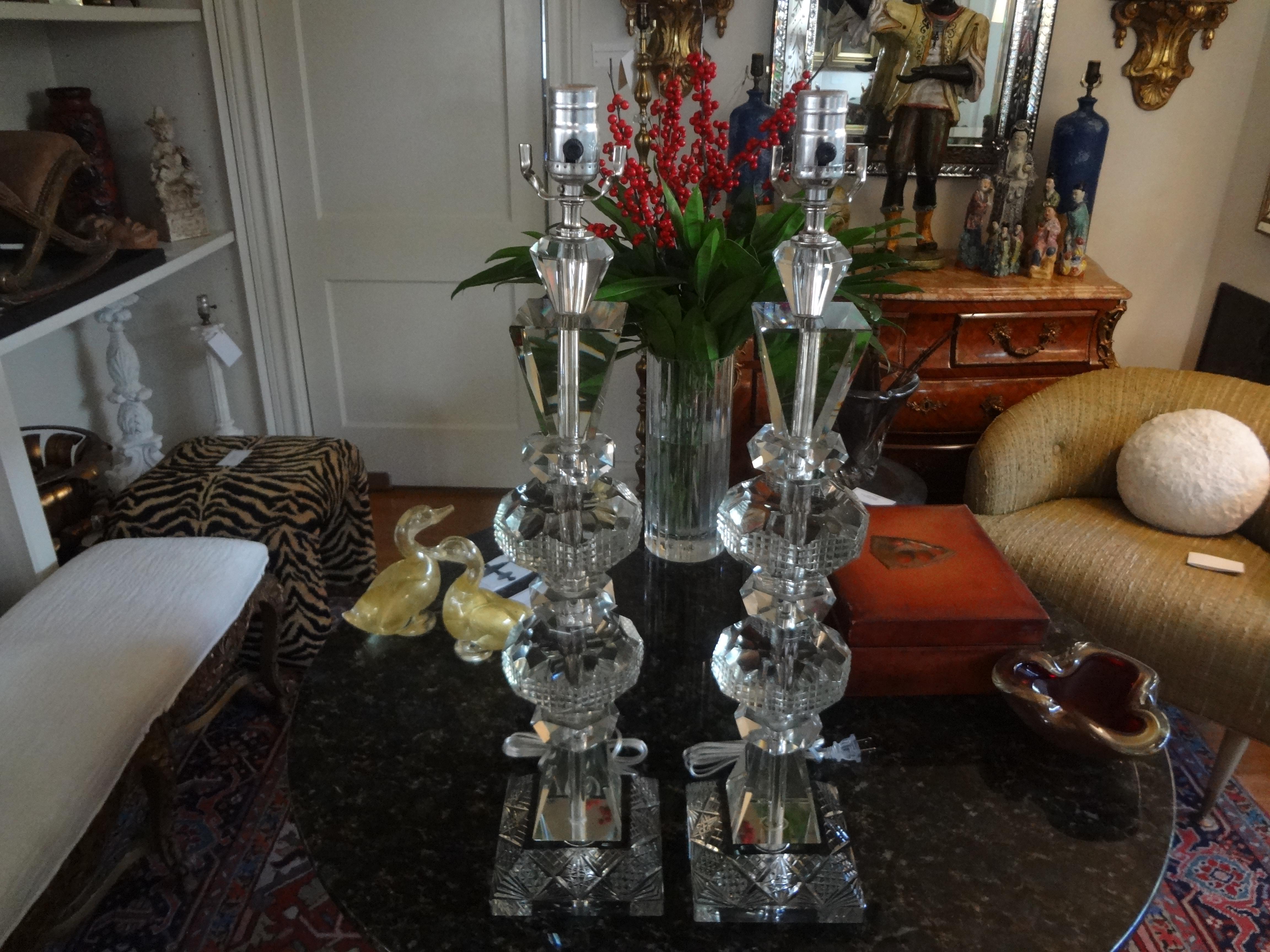 Large Pair of Geometric Cut Crystal Lamps For Sale 8
