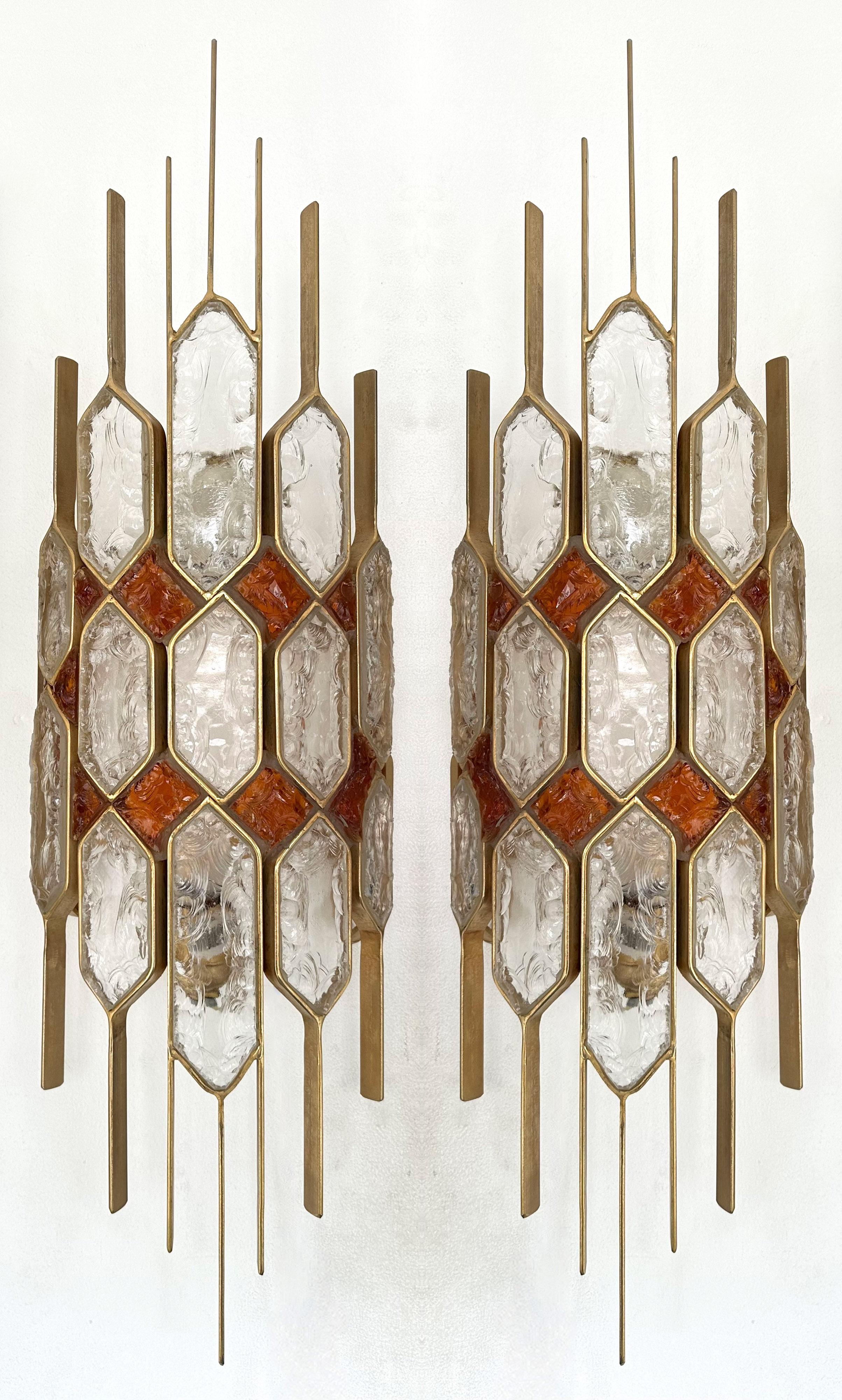 Large Pair of Hammered Glass Gilt Wrought Iron Sconces by Longobard, Italy 1970s For Sale 8
