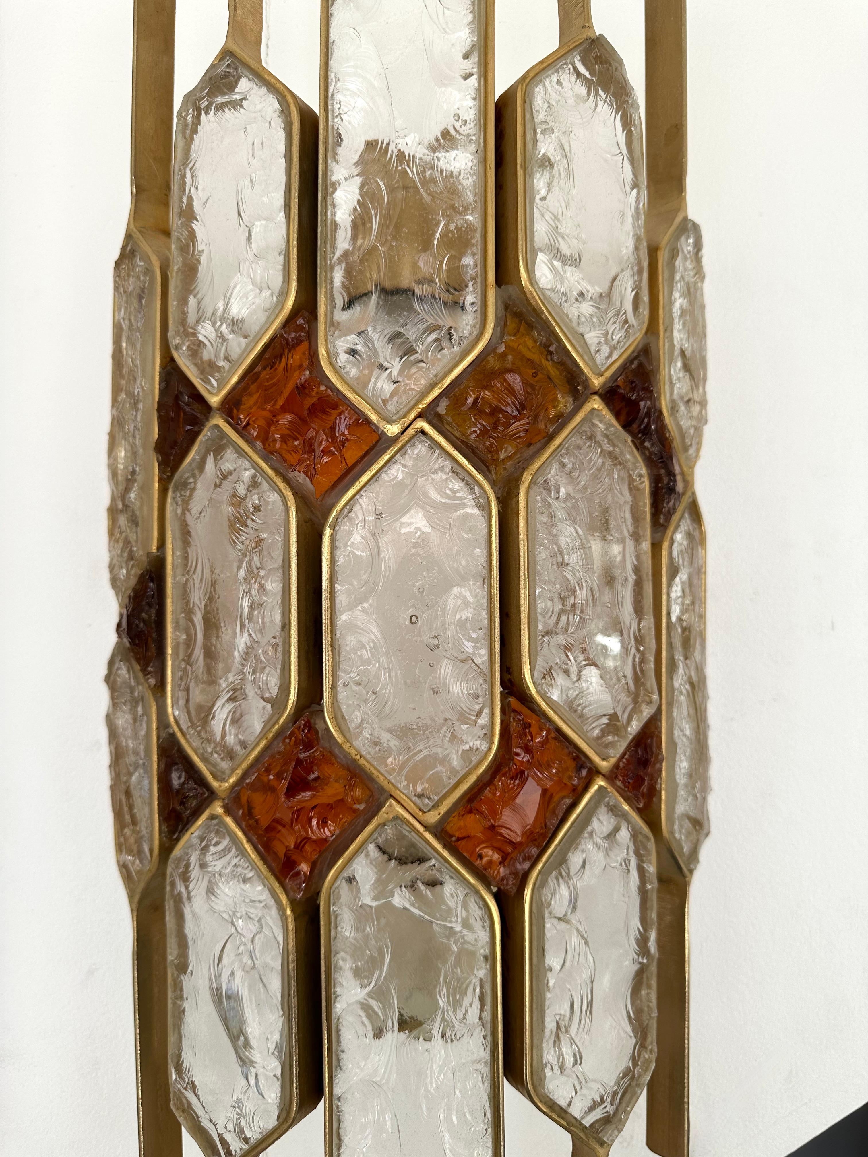 Late 20th Century Large Pair of Hammered Glass Gilt Wrought Iron Sconces by Longobard, Italy 1970s For Sale