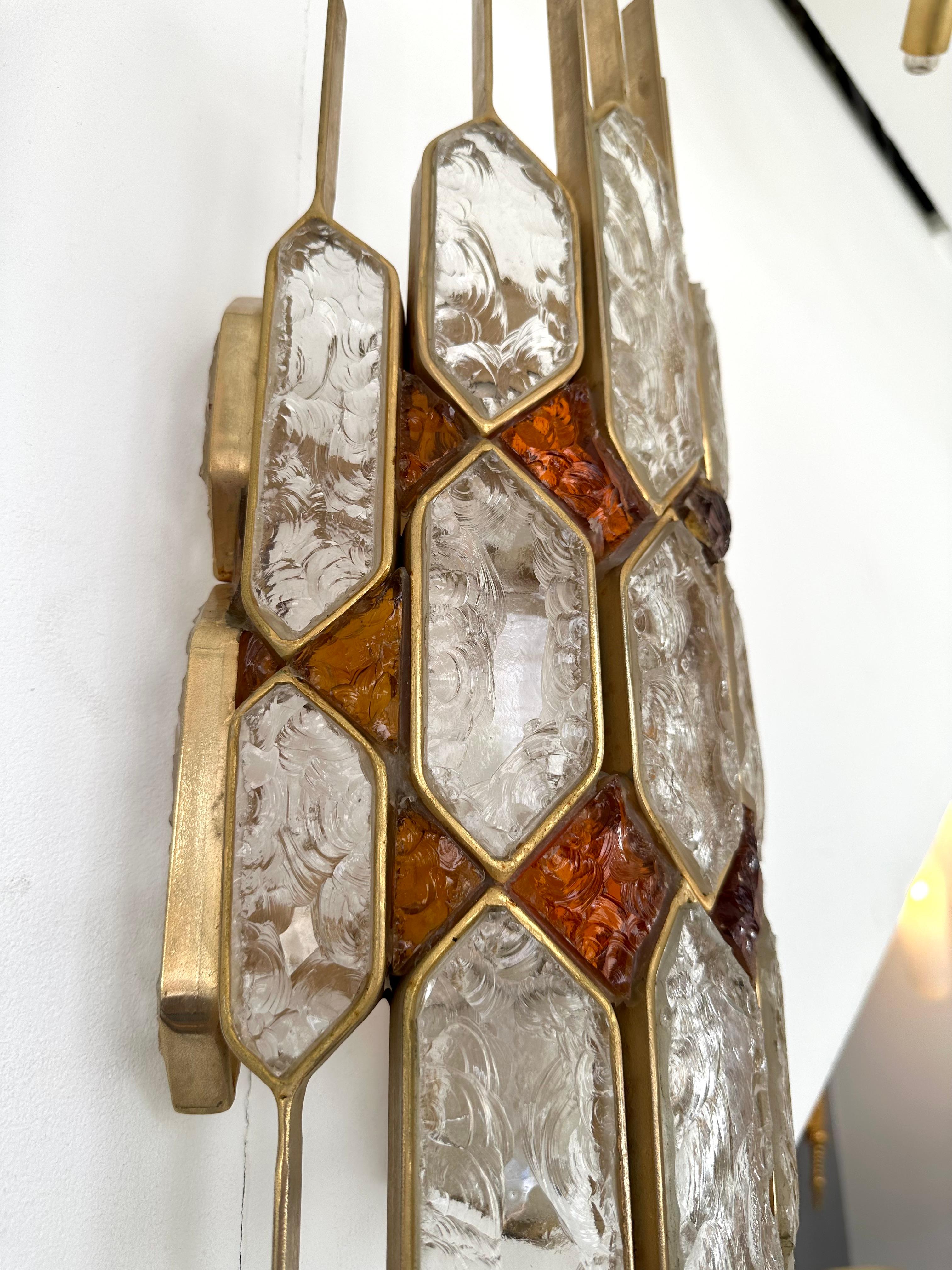 Large Pair of Hammered Glass Gilt Wrought Iron Sconces by Longobard, Italy 1970s For Sale 2
