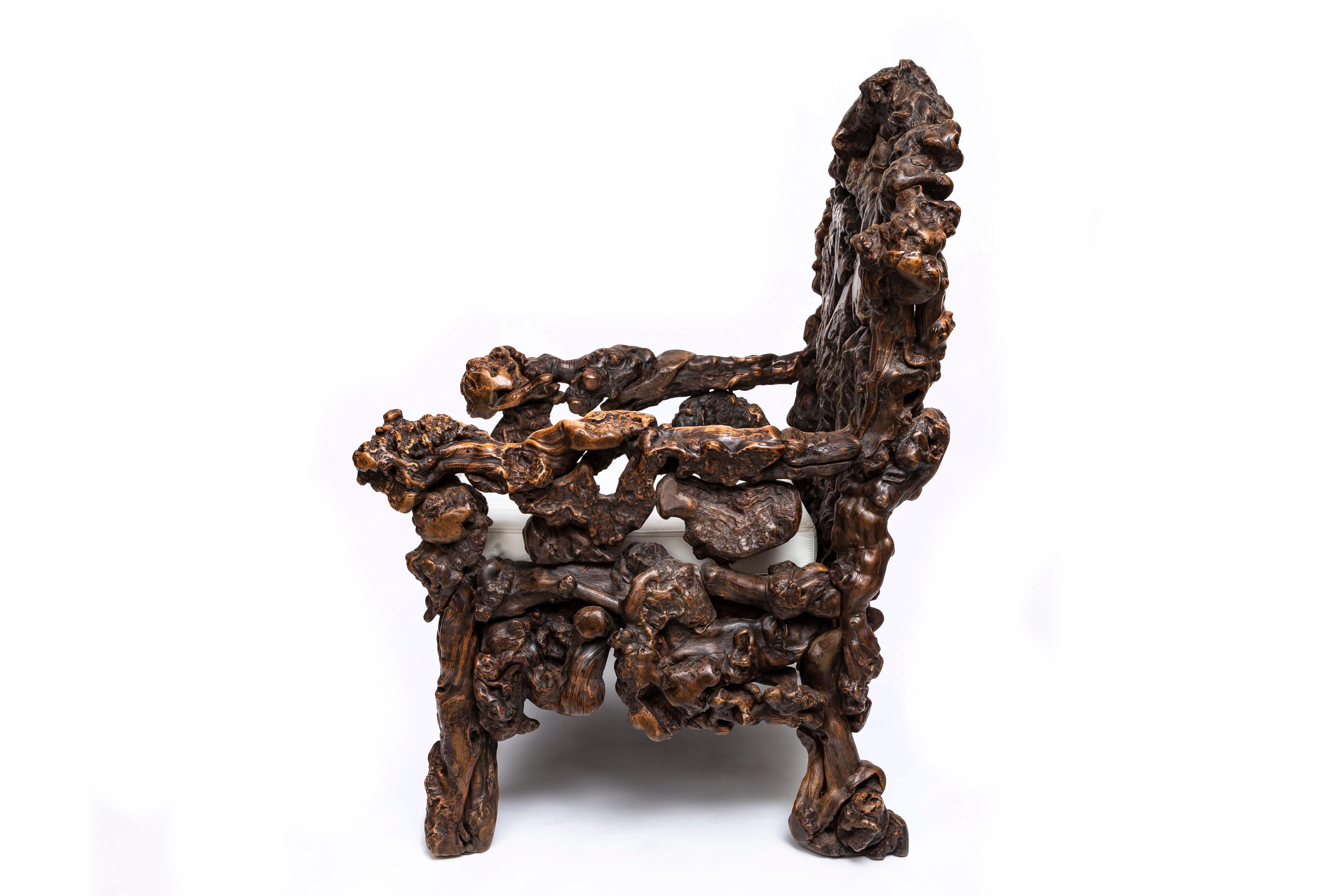 Large Pair of Hand-Carved 19th Century Chinese Rootwood Throne Chairs/Arm Chairs For Sale 5