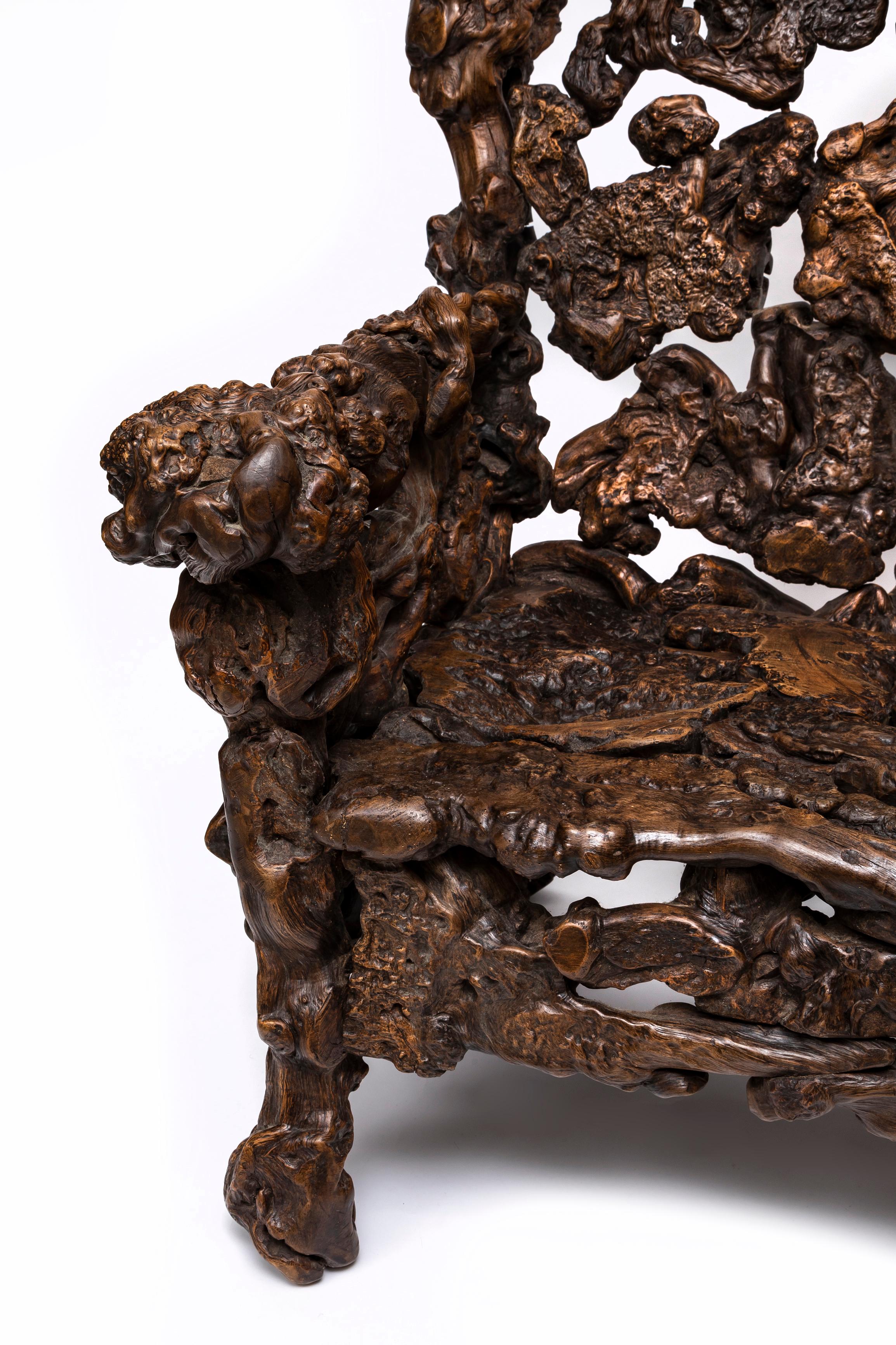 Large Pair of Hand-Carved 19th Century Chinese Rootwood Throne Chairs/Arm Chairs For Sale 8