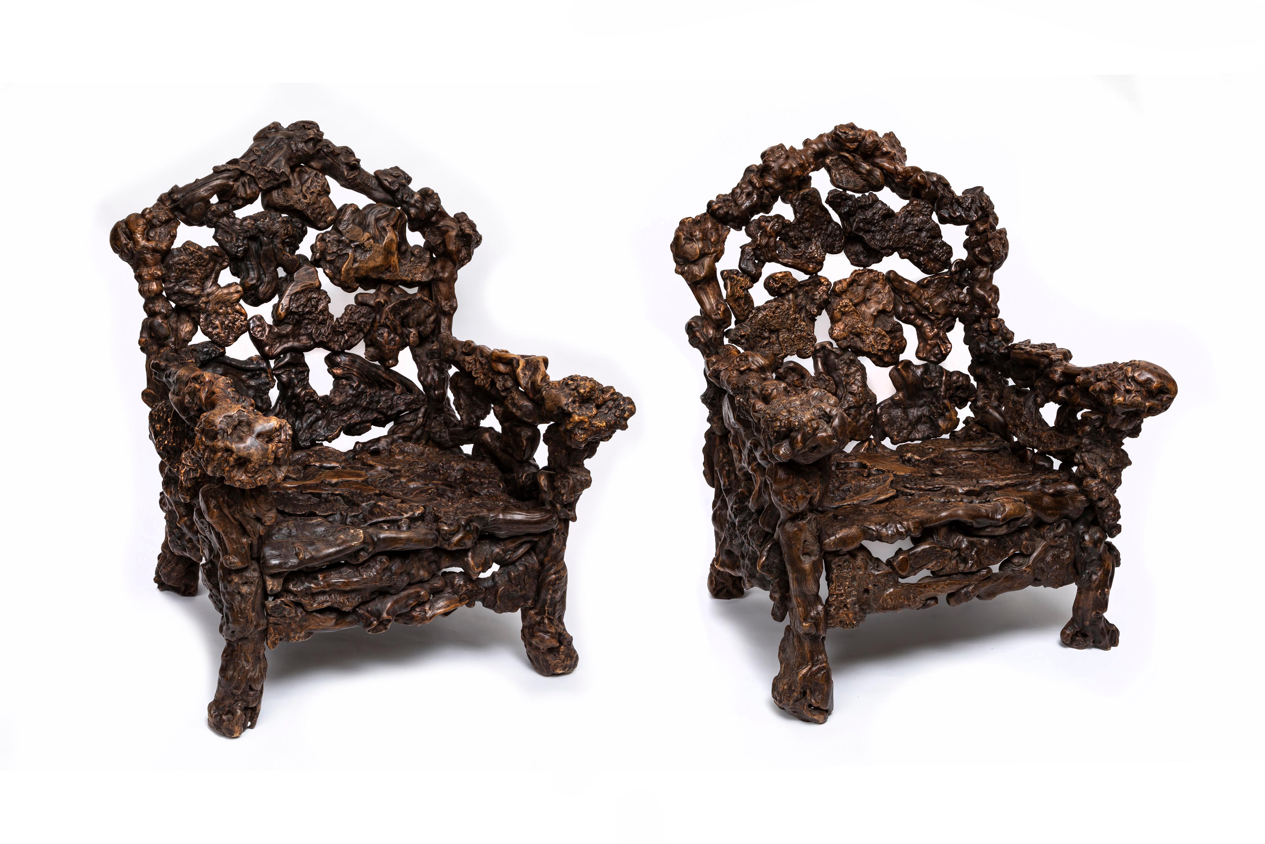 Chinese Export Large Pair of Hand-Carved 19th Century Chinese Rootwood Throne Chairs/Arm Chairs For Sale