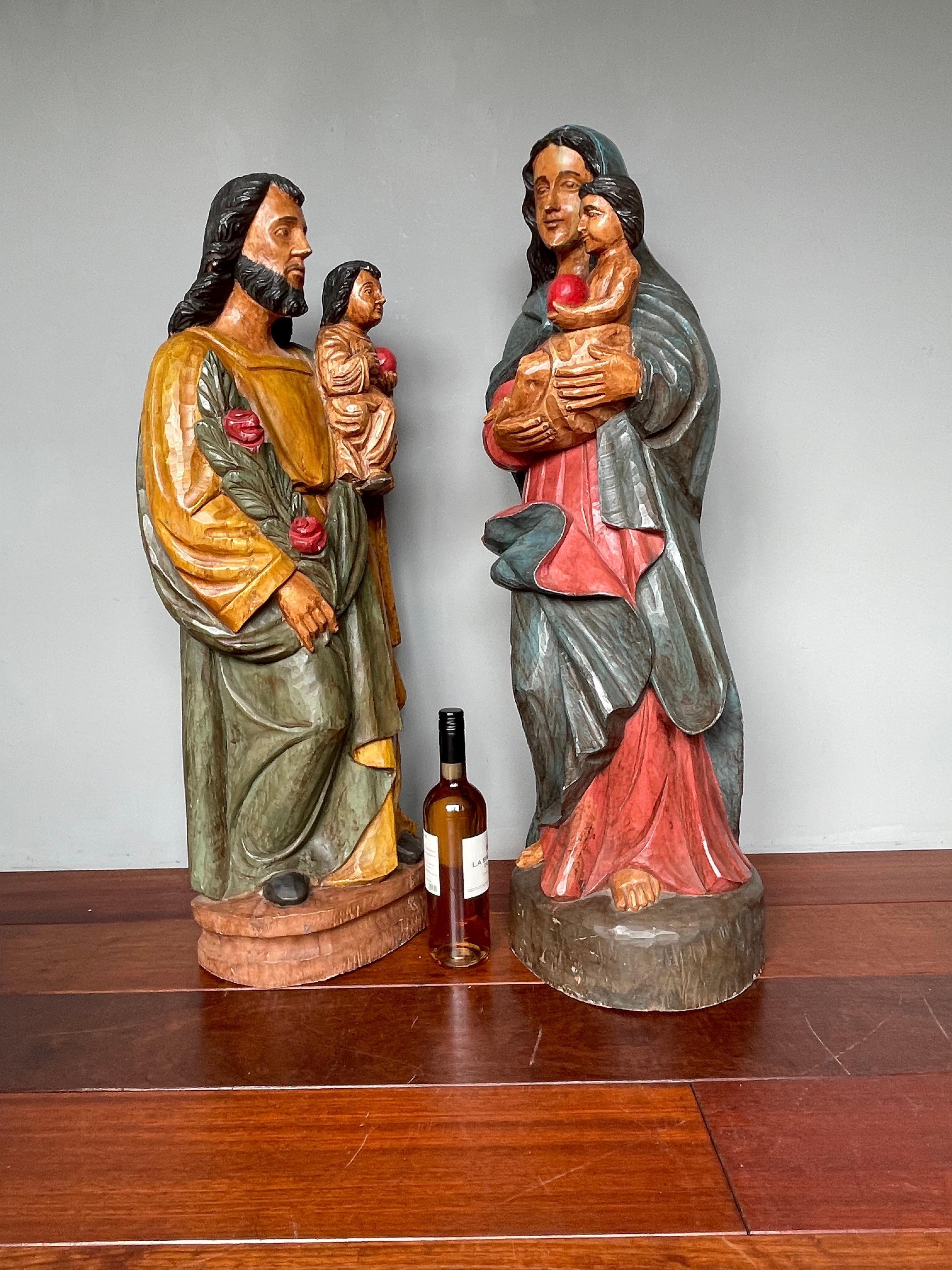 Large Pair of Hand Carved Wooden Mary & Joseph Sculptures, Both with Child Jesus im Angebot 11
