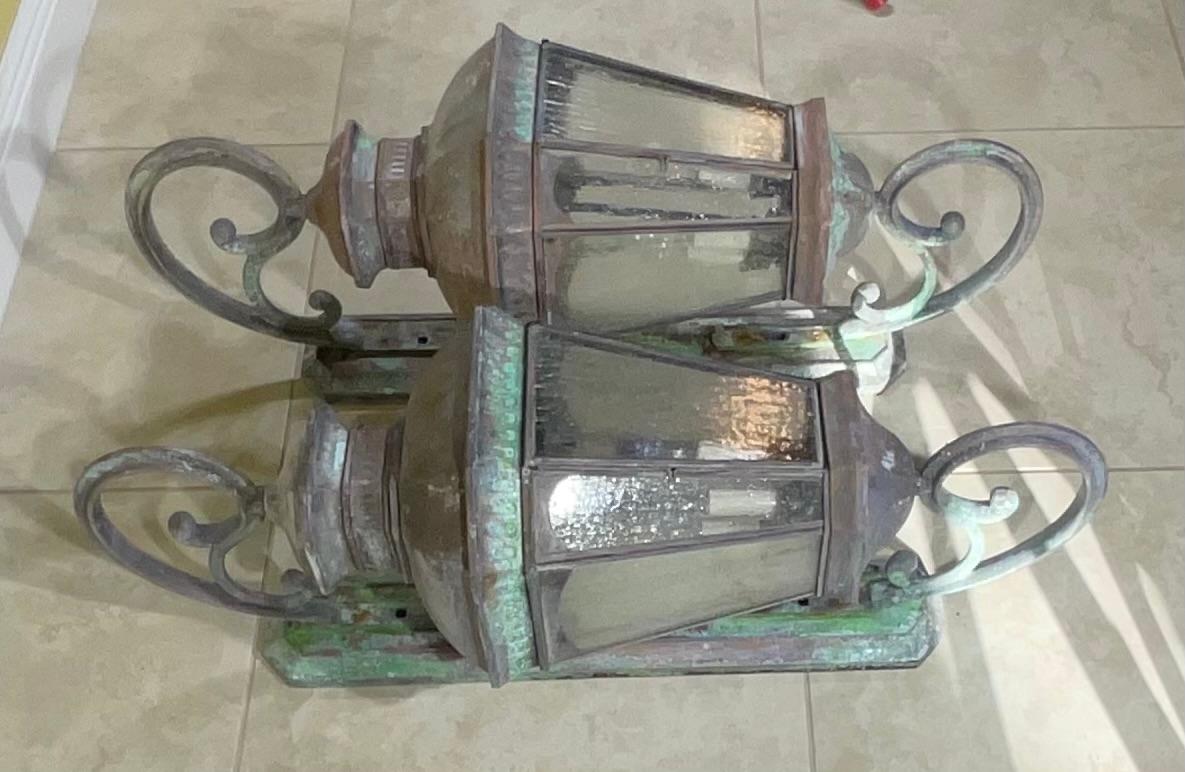 Large Pair of Handcrafted Wall-Mounted Brass Lantern For Sale 8