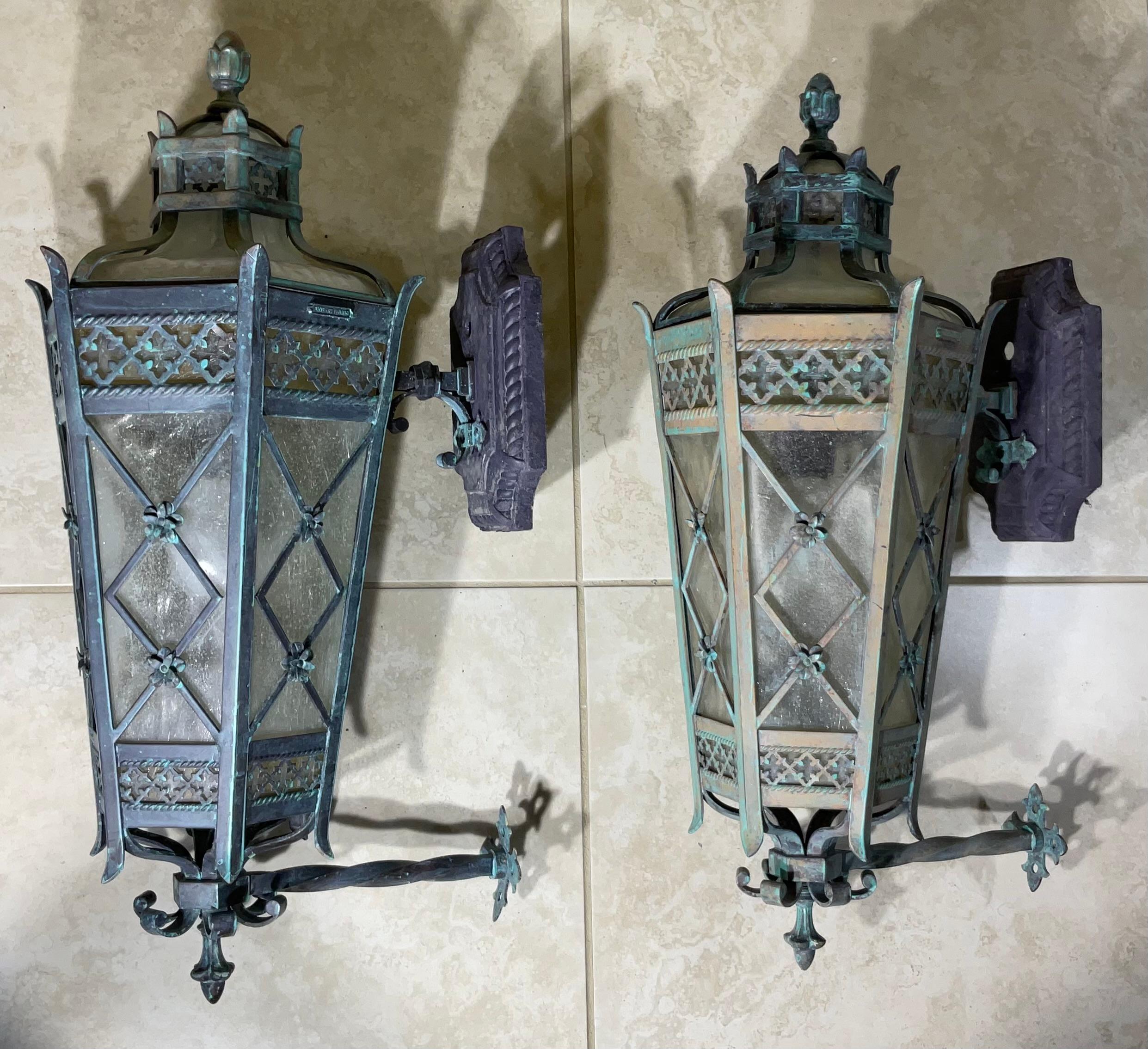 Large Pair of Handcrafted Wall-Mounted Solid Brass Lanterns / Sconces For Sale 3
