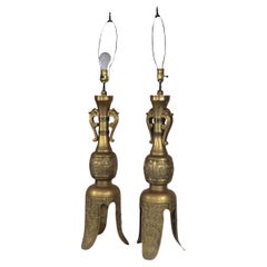 Pareja grande de Hollywood Regency  Lámparas de mesa de latón Asian Style de James Mont