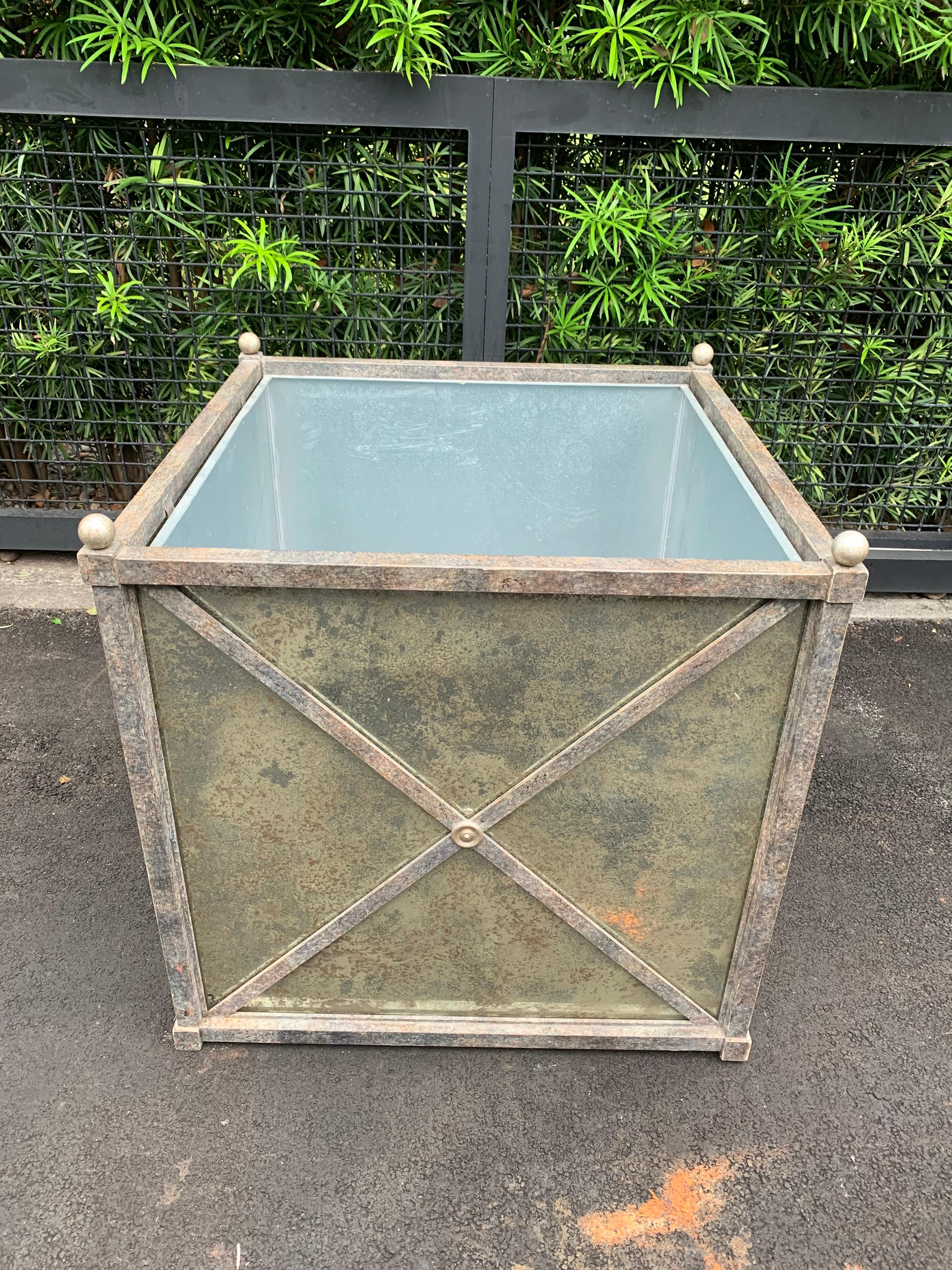 Gilt Large Pair of Hollywood Regency Style Iron and Mirror Square Planters