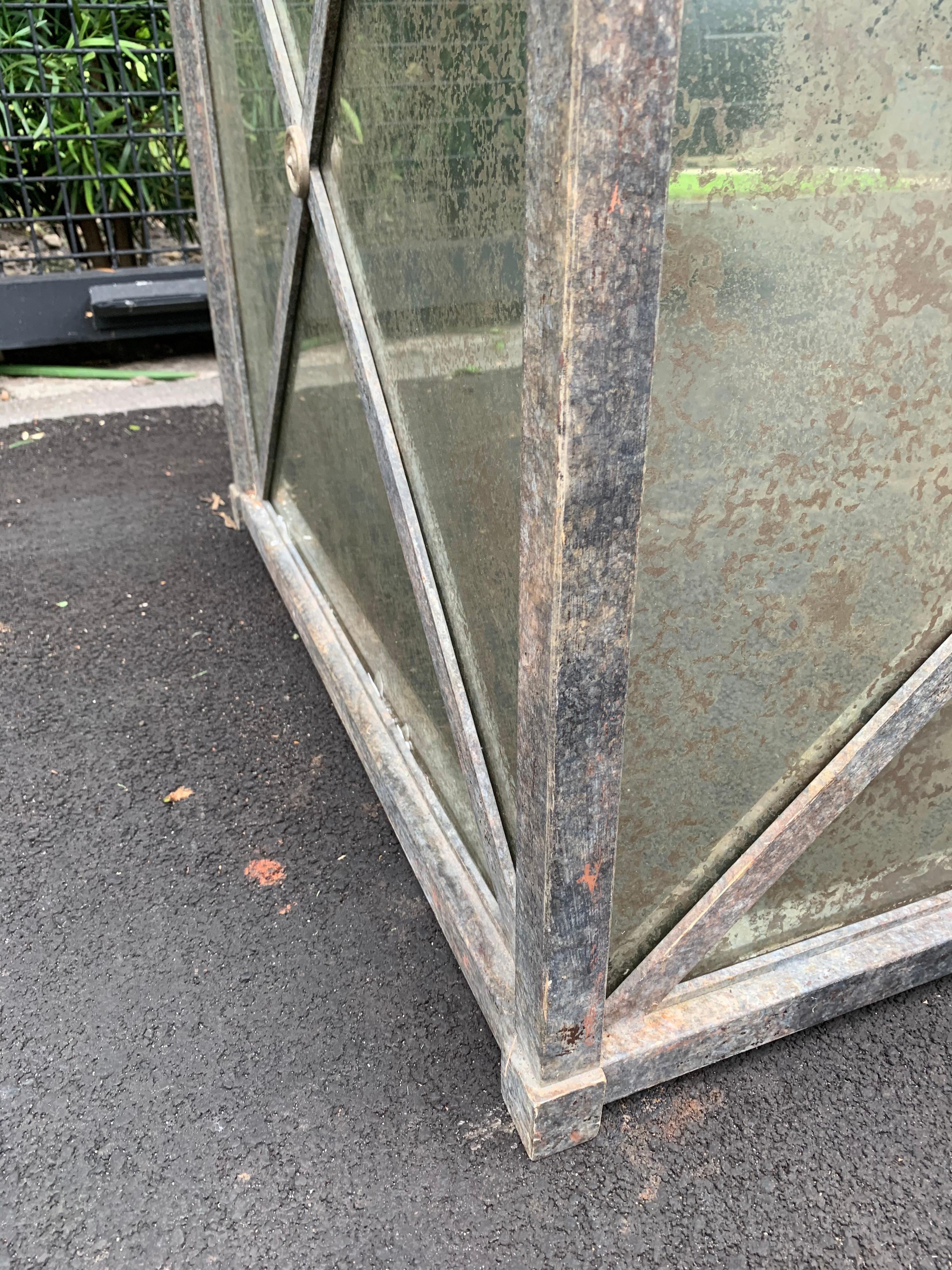 Large Pair of Hollywood Regency Style Iron and Mirror Square Planters In Good Condition In East Hampton, NY