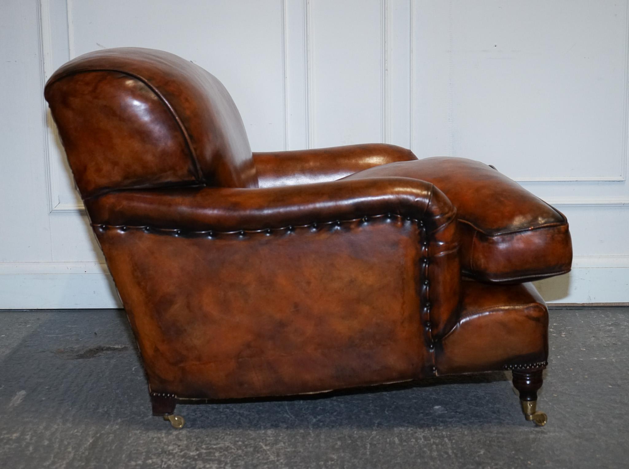 LARGE PAIR OF HOWARD STYLE HAND DYED LEATHER ARMCHAIRS FEATHER FILLED CUSHiONS For Sale 1