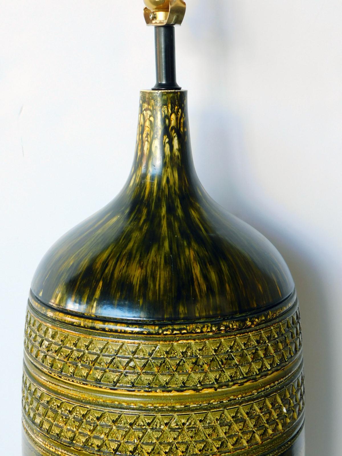 Modern Large Pair of Italian 1960s Geometrically Textured Drip Glaze Ceramic Lamps