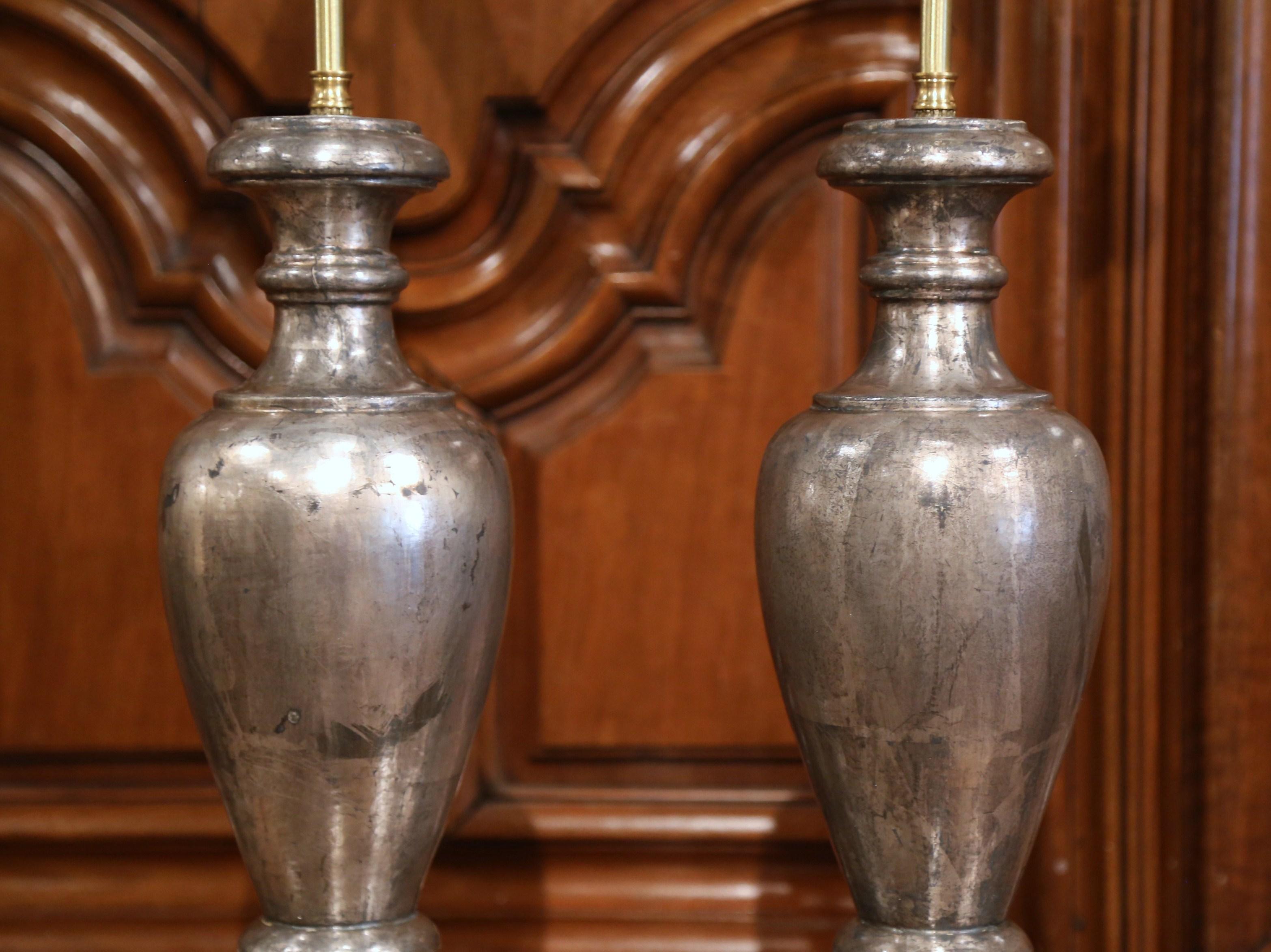 Pair of Italian Carved Silver Leaf Two-Light Urn Table Lamps 4
