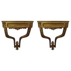 Grande coppia di mensole da parete in legno dorato in stile Luigi XVI