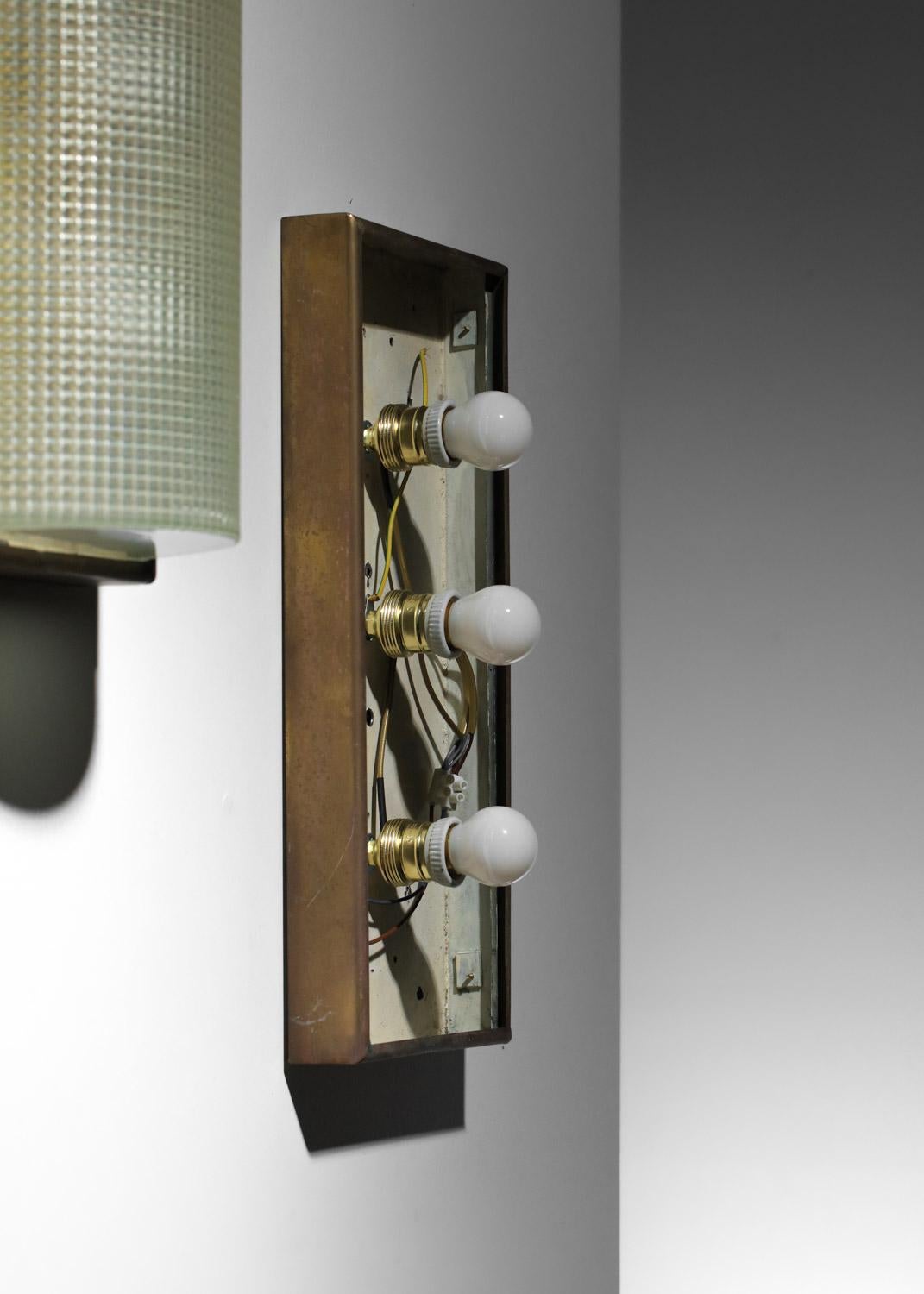 Large pair of Italian modernist Murano glass wall lights from the 1940s For Sale 6